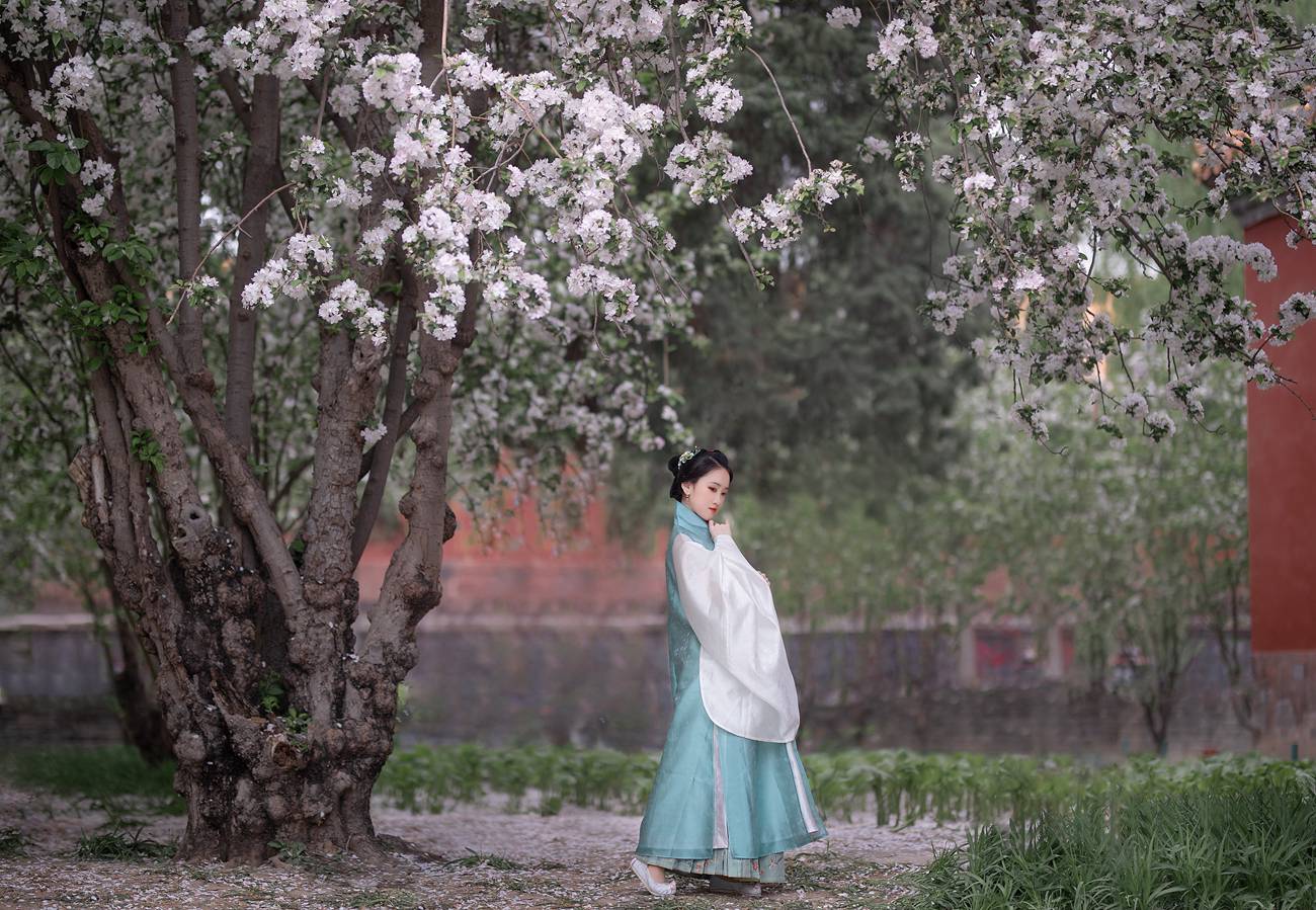 图片[18]-[YITUYU艺图语] 2021.08.30 花想容 晴空 [24P] – 速更版-美库