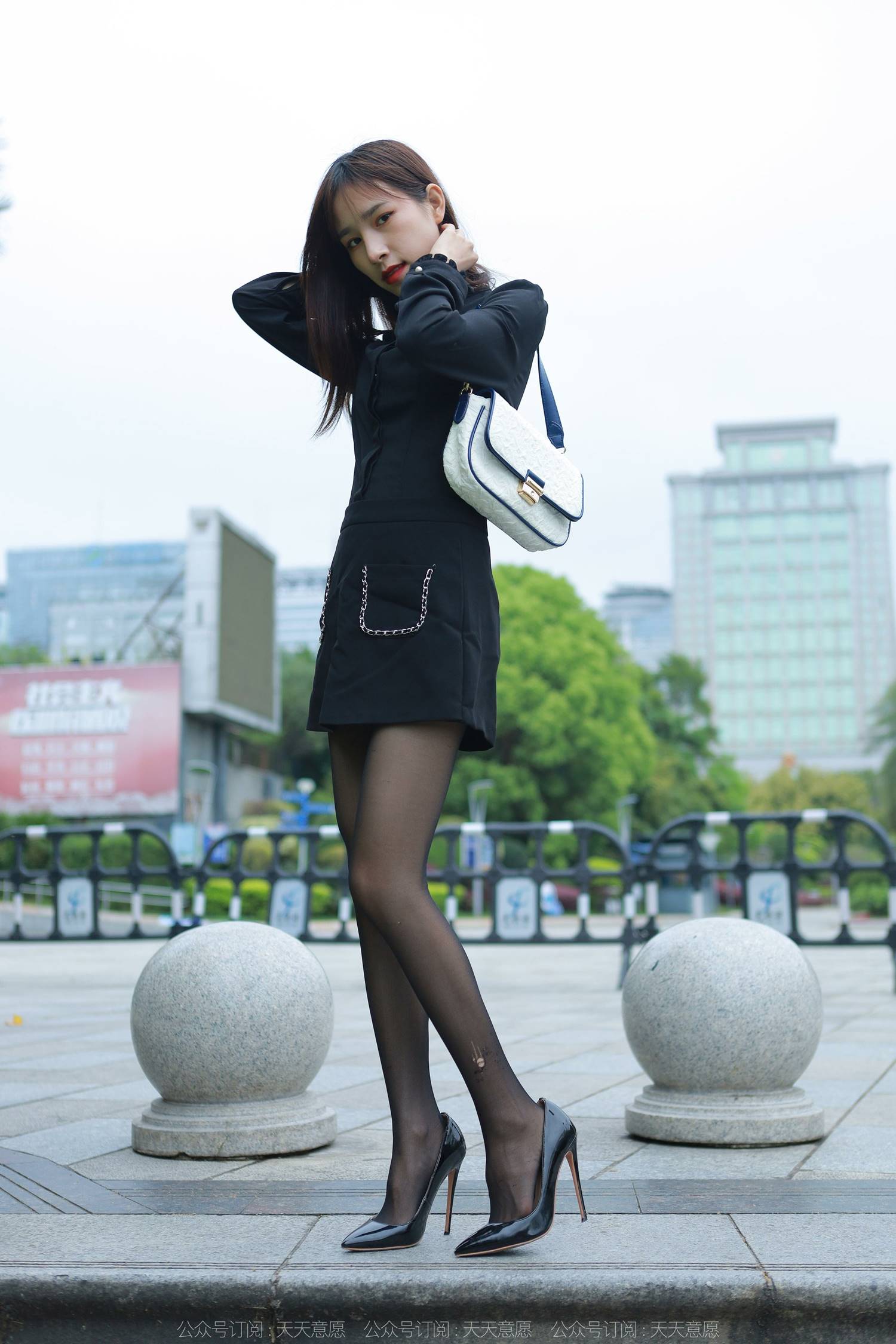 图片[22]-[IESS异思趣向] 耽丝 220324美子的红唇嘿丝 [89P] – 速更版-美库