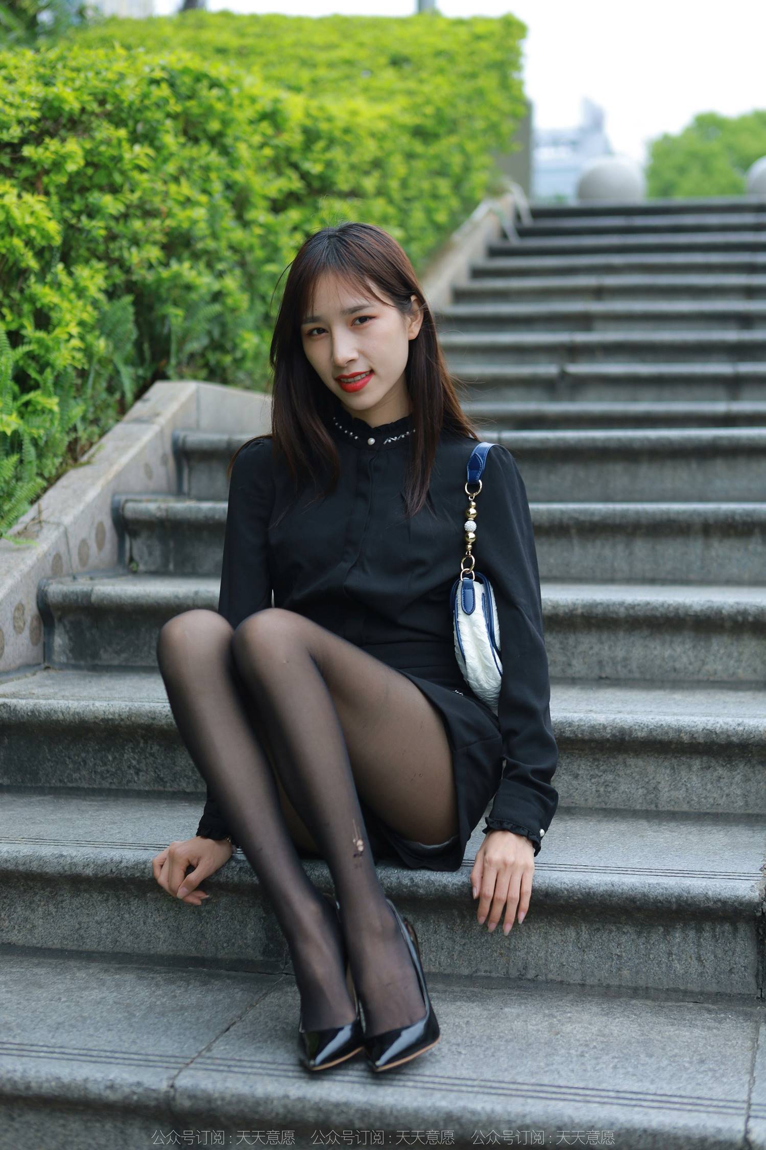 图片[45]-[IESS异思趣向] 耽丝 220324美子的红唇嘿丝 [89P] – 速更版-美库