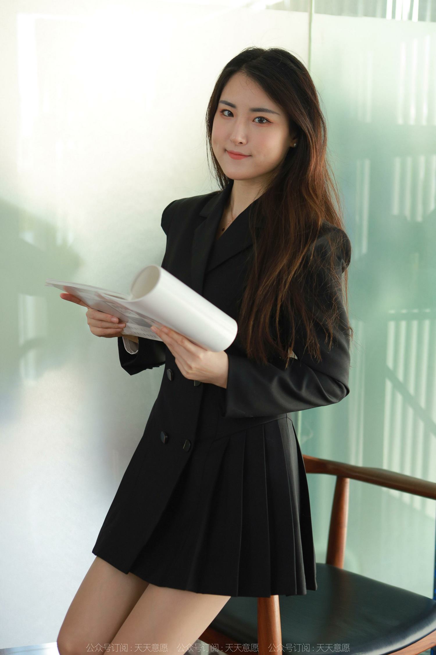 图片[15]-[IESS异思趣向] 2022.04.20 丝享家1065：小宝《黑色百褶裙》[79P] – 速更版-美库