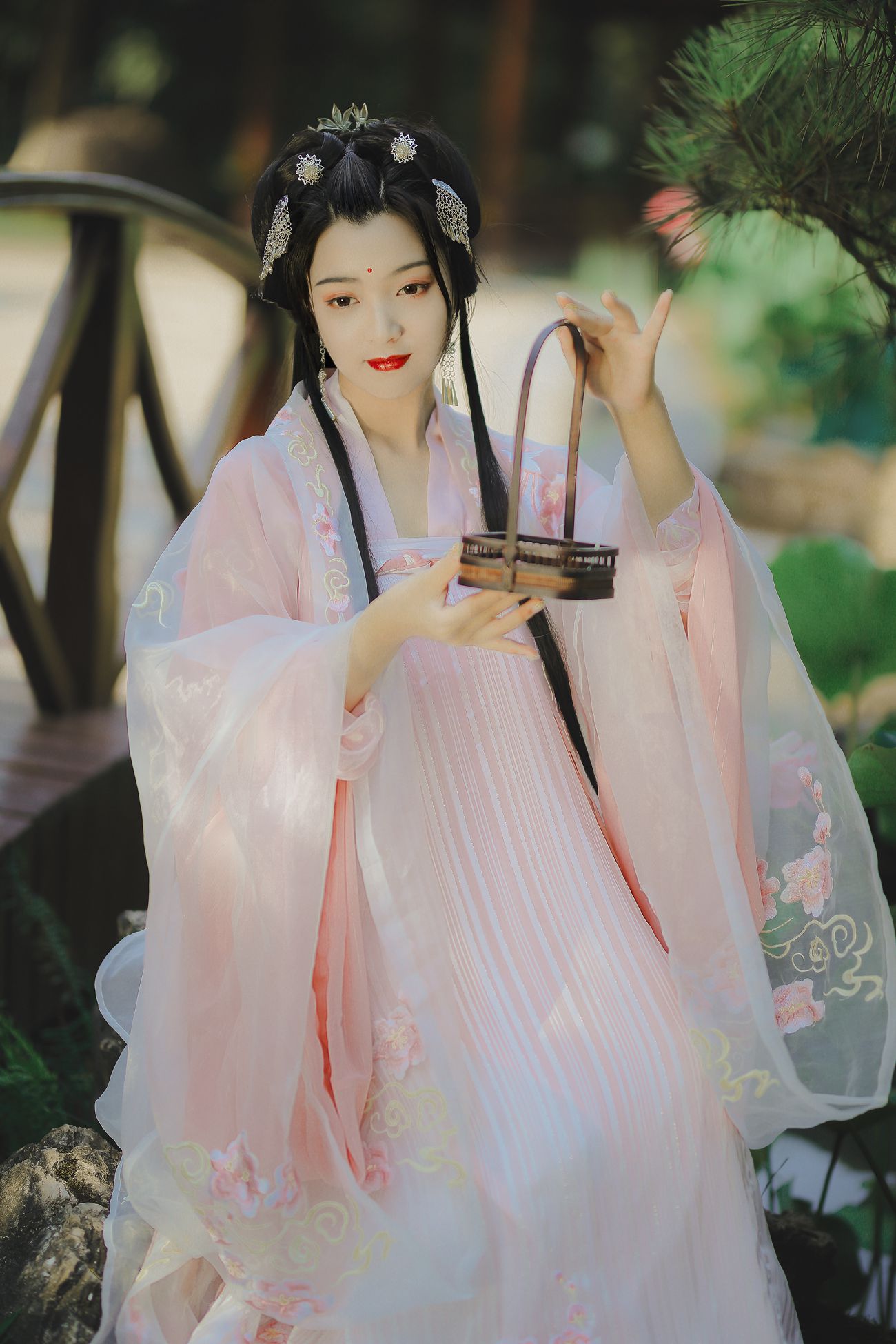 图片[17]-[YITUYU艺图语] 2021.09.01 吟花酿 佚名 [20P] – 速更版-美库