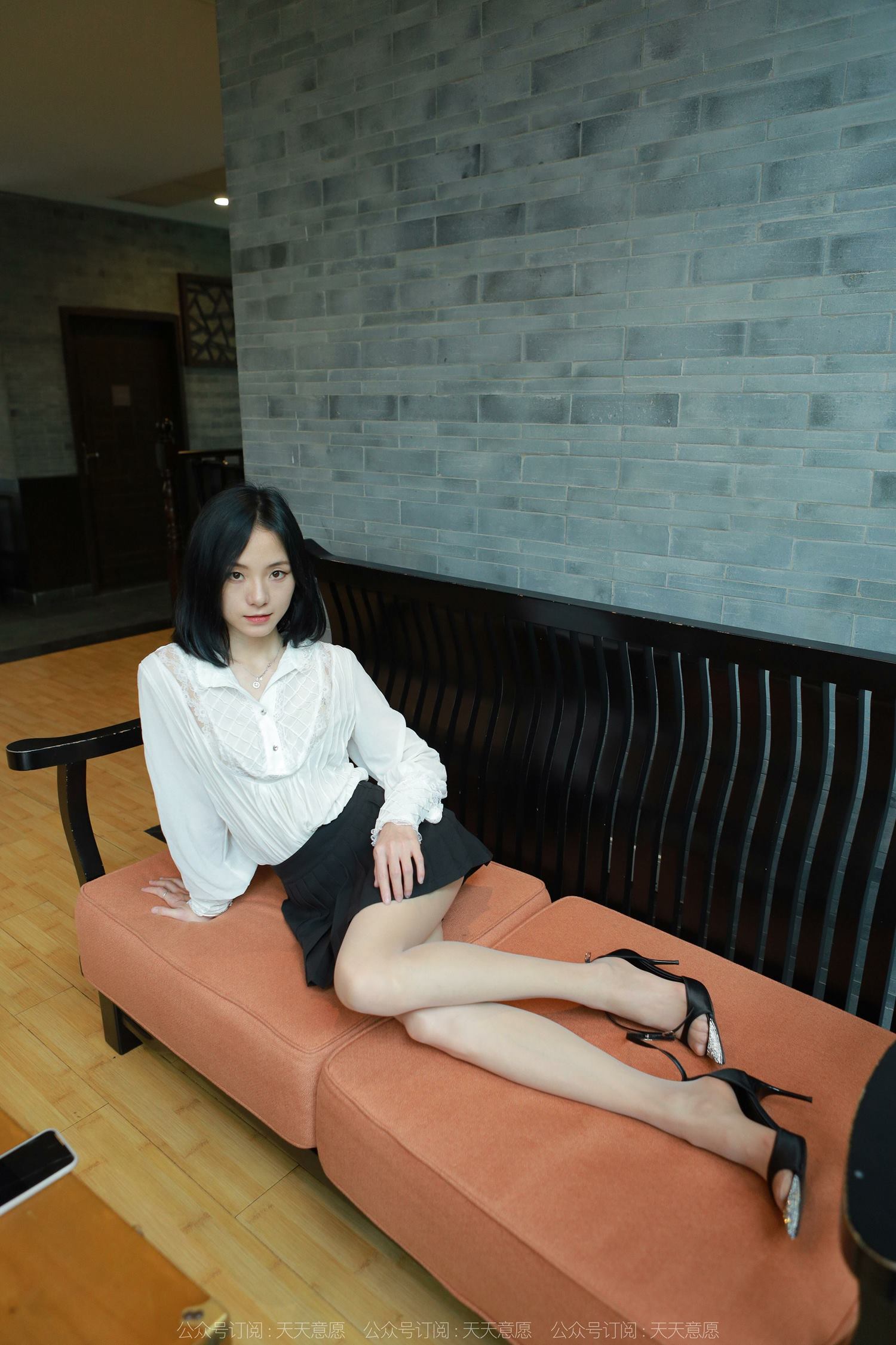 图片[48]-[IESS异思趣向] 耽丝 220329小六超短百褶裙 [94P] – 速更版-美库