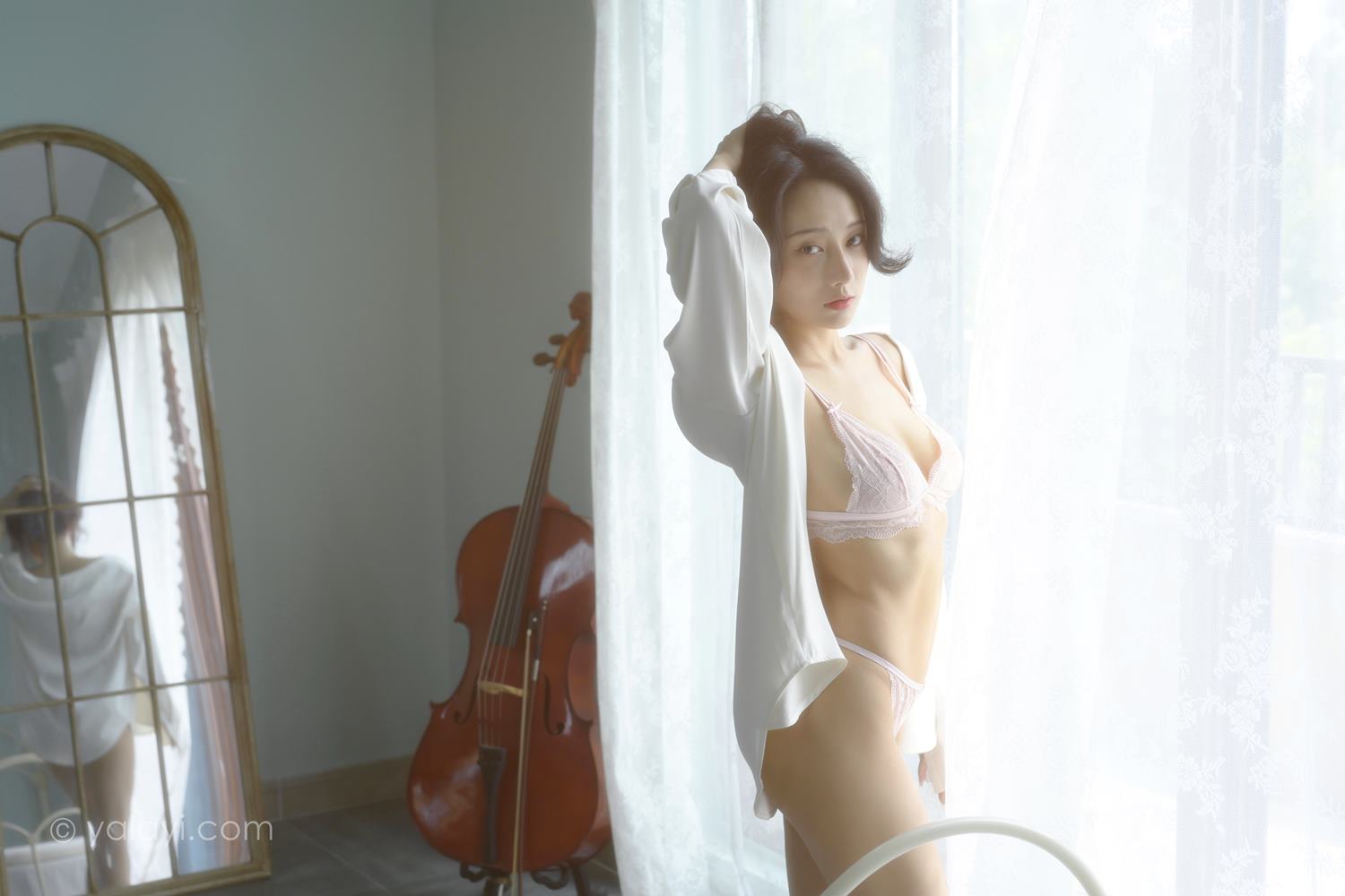 图片[16]-[YALAYI雅拉伊]2022.08.12 NO.963 清晨的景色 何嘉颖[41+1P] – 速更版-美库