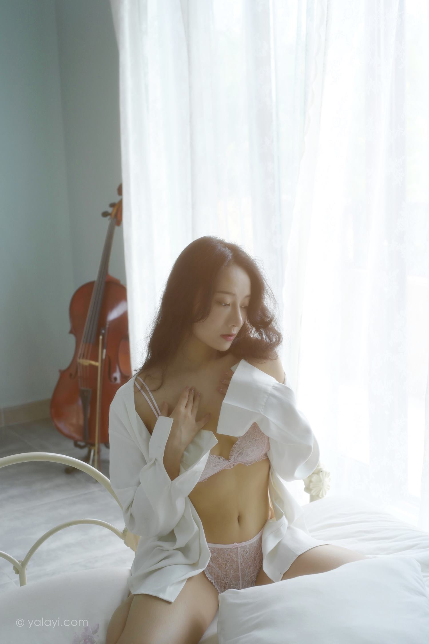 图片[19]-[YALAYI雅拉伊]2022.08.12 NO.963 清晨的景色 何嘉颖[41+1P] – 速更版-美库