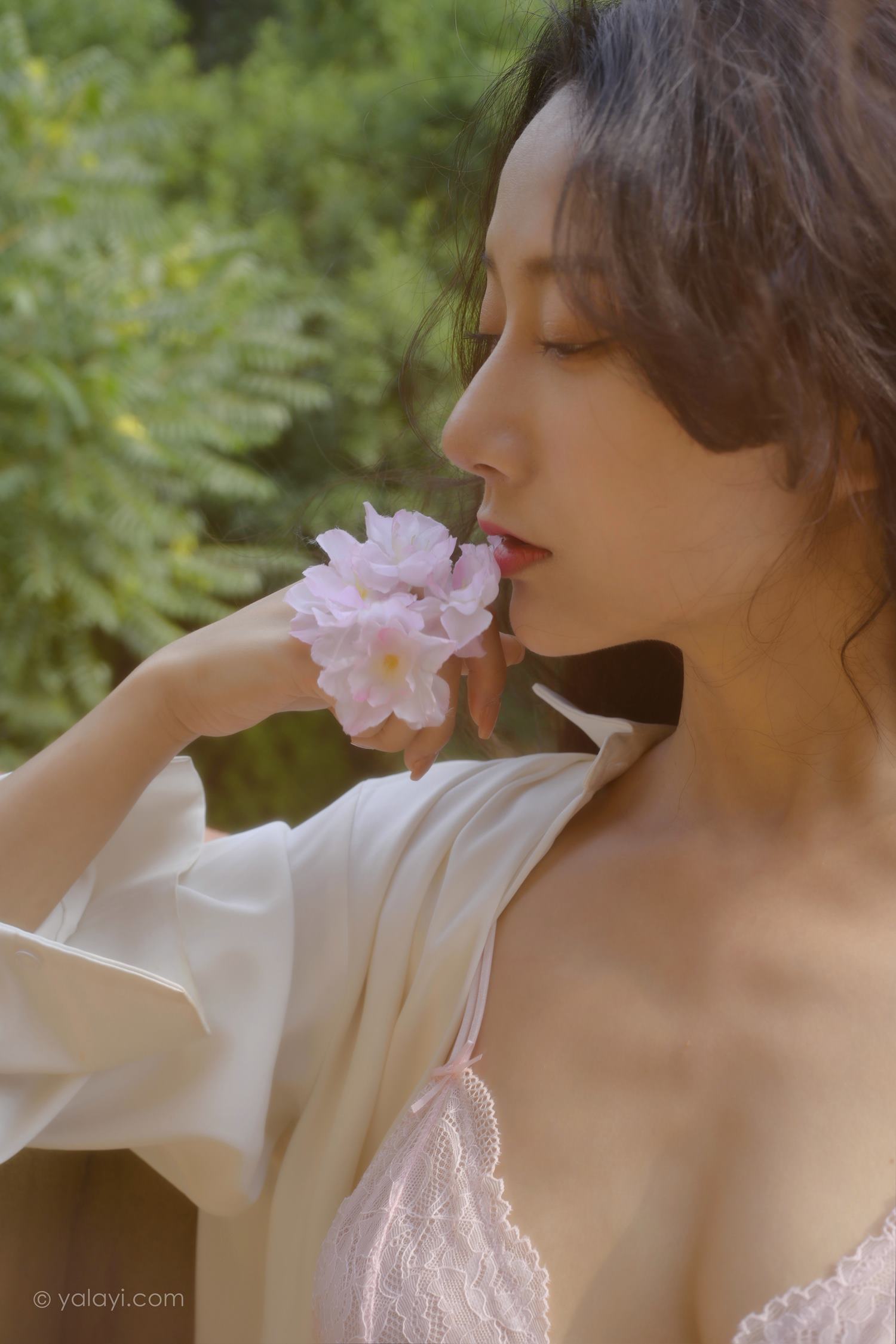 图片[34]-[YALAYI雅拉伊]2022.08.12 NO.963 清晨的景色 何嘉颖[41+1P] – 速更版-美库