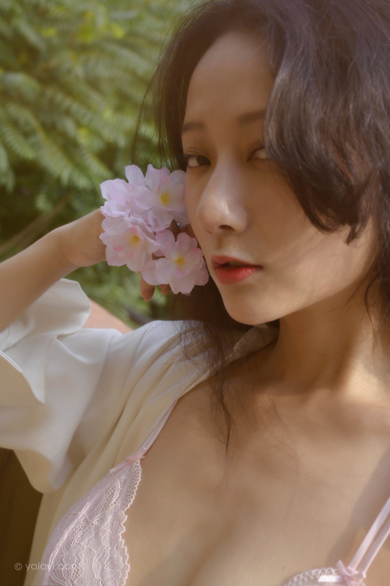 图片[35]-[YALAYI雅拉伊]2022.08.12 NO.963 清晨的景色 何嘉颖[41+1P] – 速更版-美库