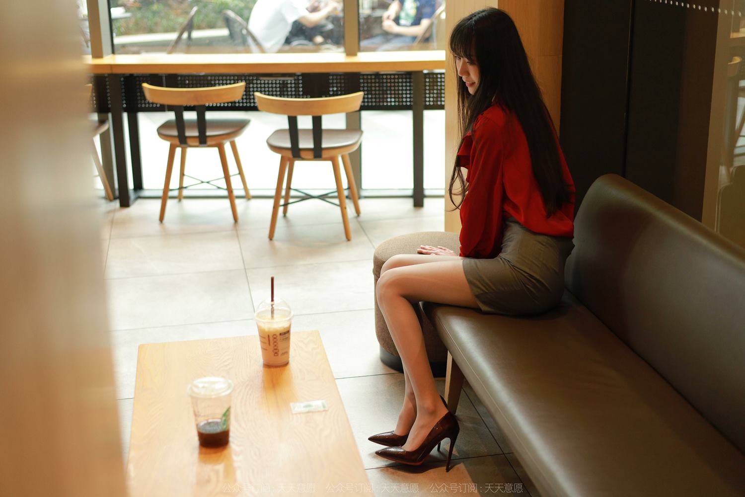 图片[24]-[IESS异思趣向] 耽丝 220402坐对面的团团 [86P] – 速更版-美库