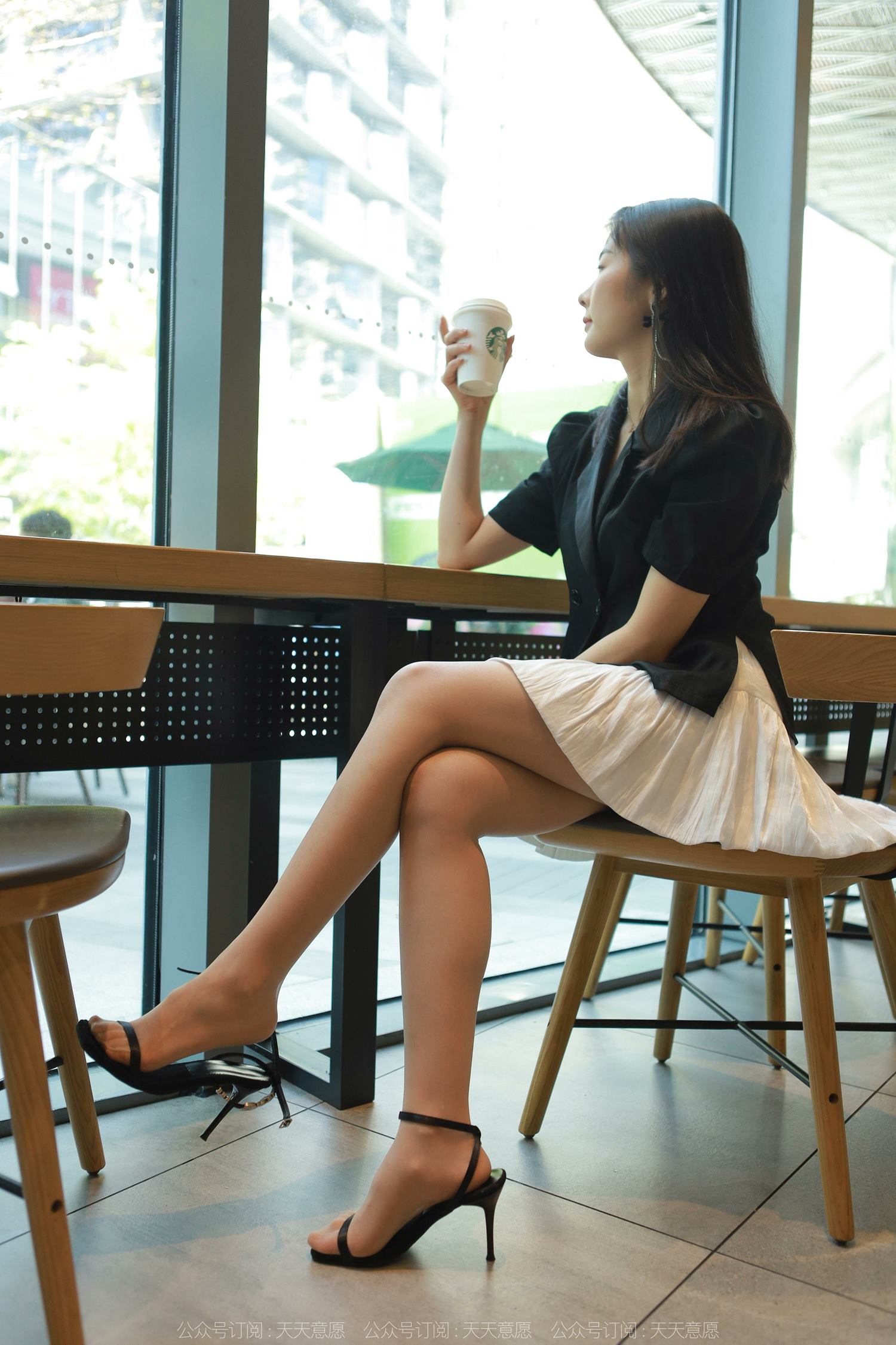 图片[12]-[IESS异思趣向] 耽丝 220403小金的黑色凉鞋 [85P] – 速更版-美库