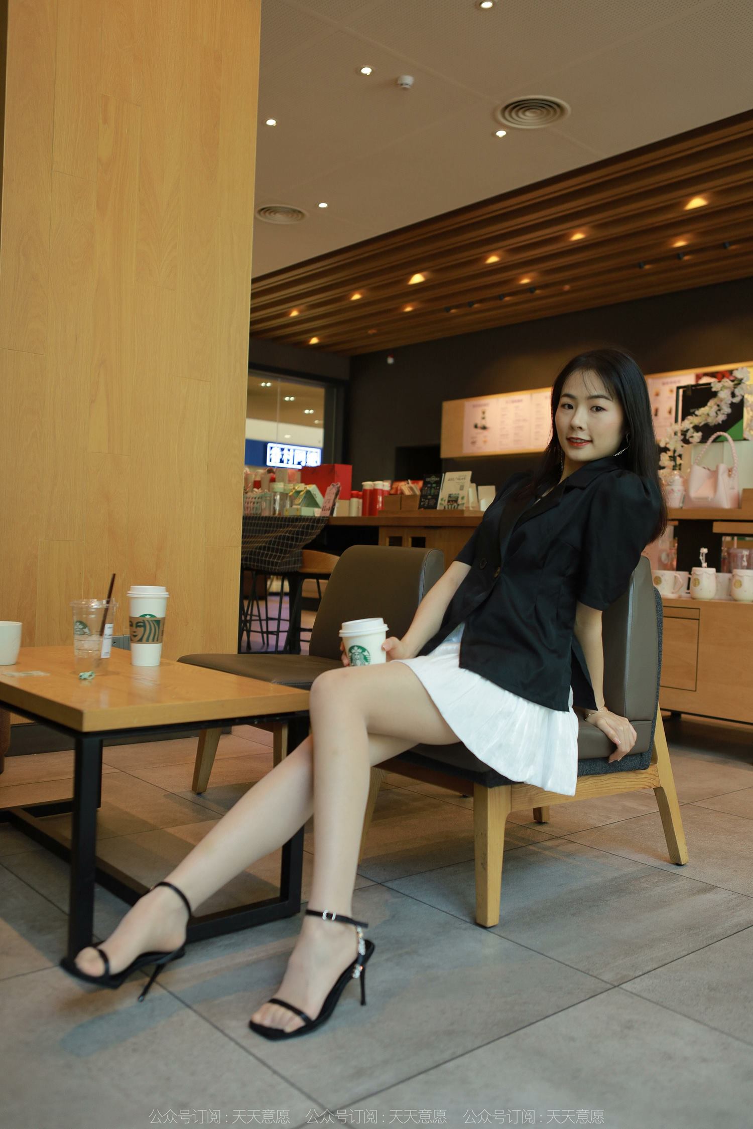 图片[30]-[IESS异思趣向] 耽丝 220403小金的黑色凉鞋 [85P] – 速更版-美库