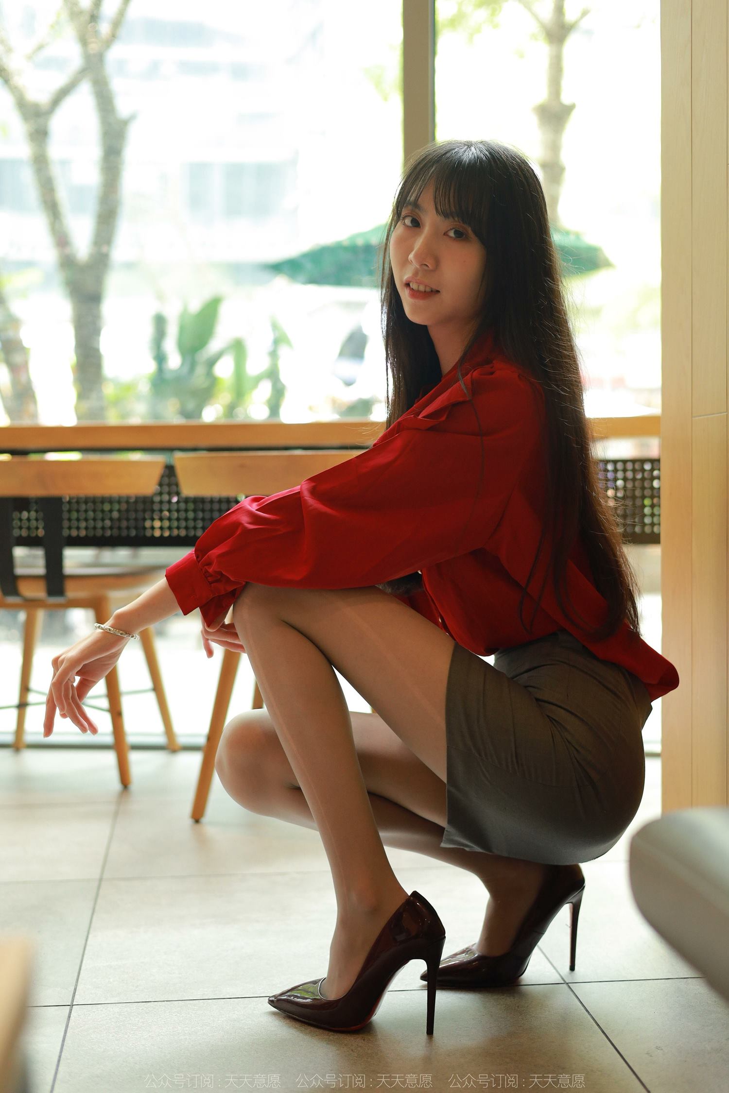 图片[70]-[IESS异思趣向] 耽丝 220402坐对面的团团 [86P] – 速更版-美库