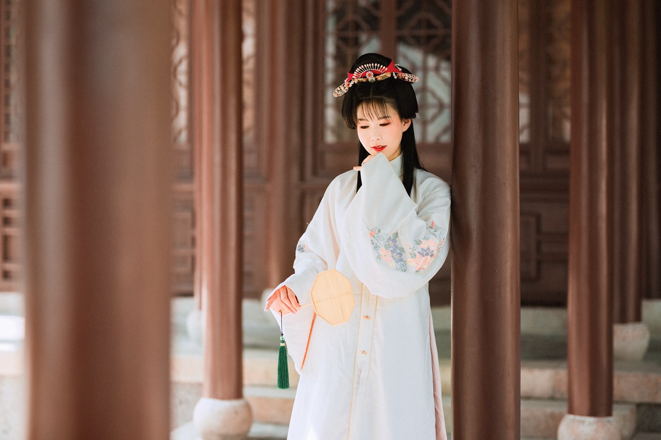 图片[10]-[YITUYU艺图语] 2021.09.04 绿意 兔小白 [26P] – 速更版-美库