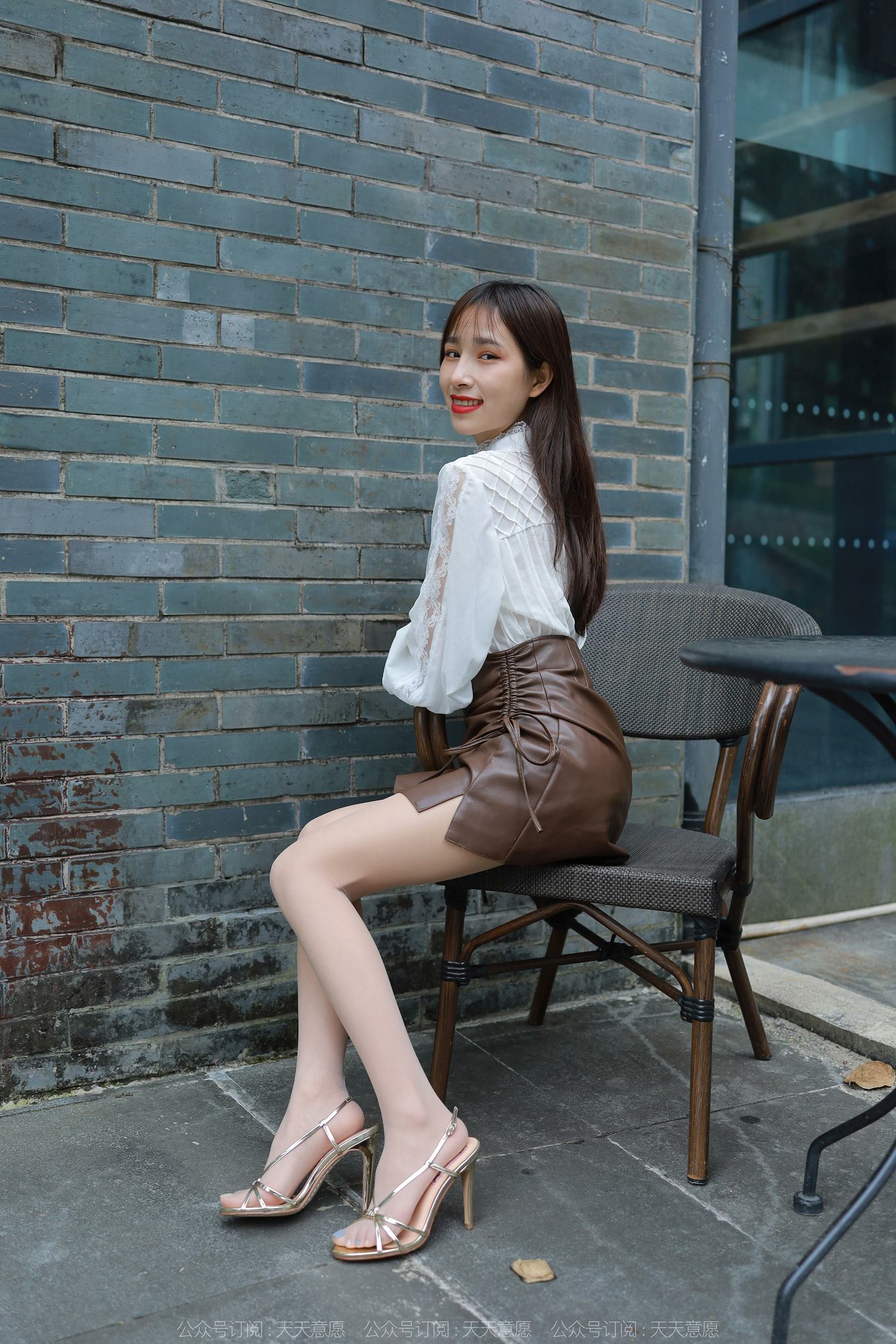 图片[15]-[IESS异思趣向] 耽丝 220406美子的金色凉鞋 [84P] – 速更版-美库