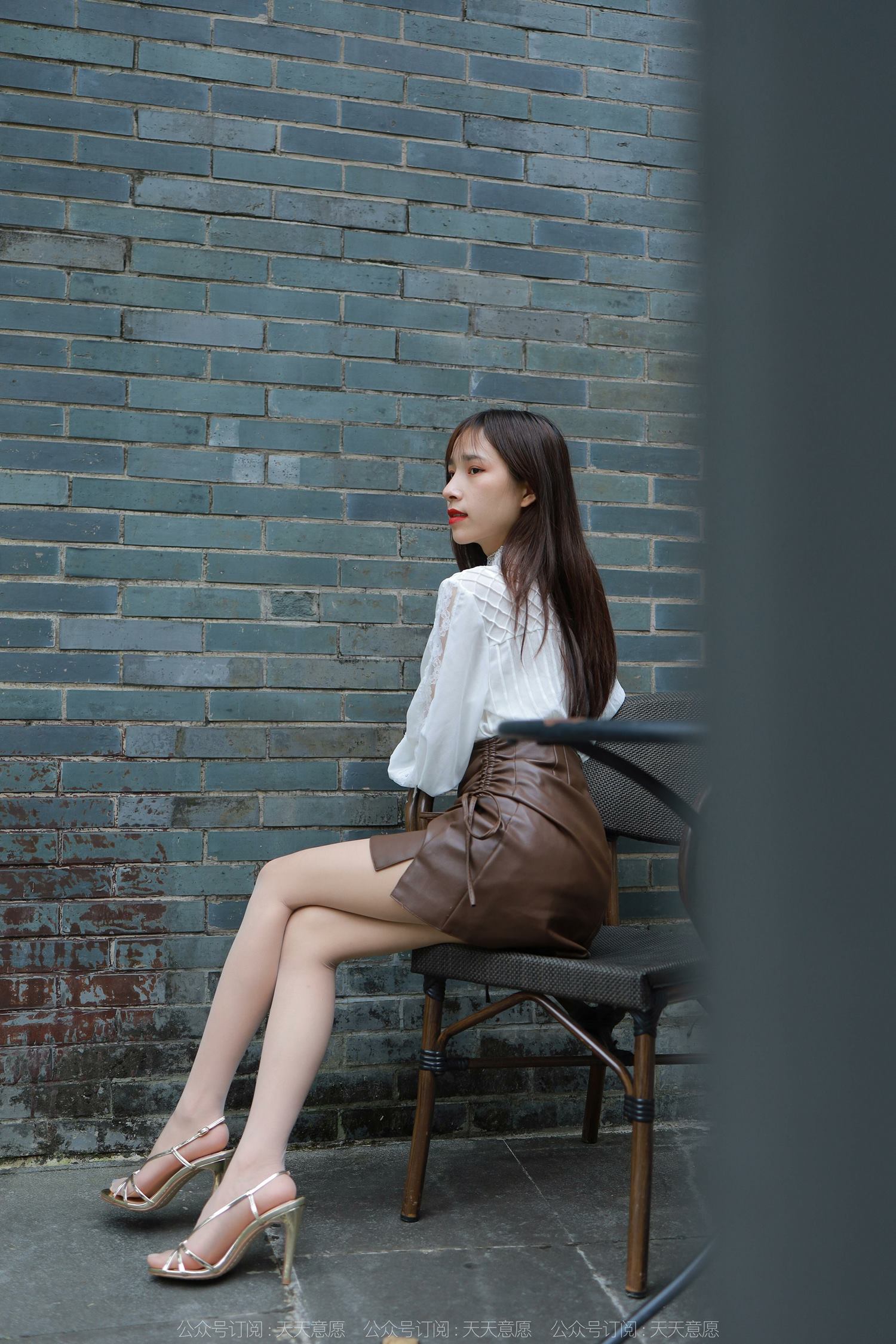 图片[18]-[IESS异思趣向] 耽丝 220406美子的金色凉鞋 [84P] – 速更版-美库