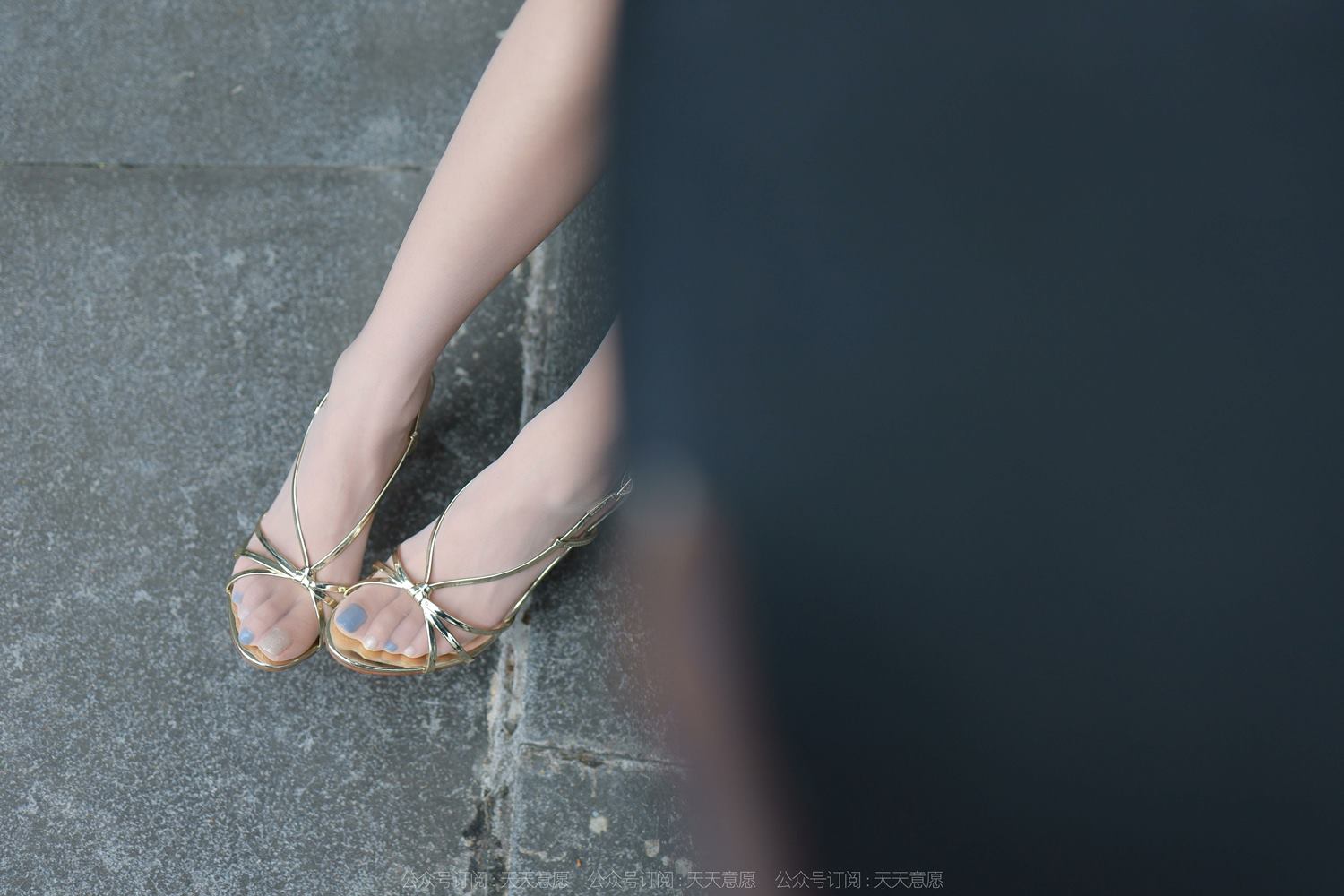 图片[21]-[IESS异思趣向] 耽丝 220406美子的金色凉鞋 [84P] – 速更版-美库