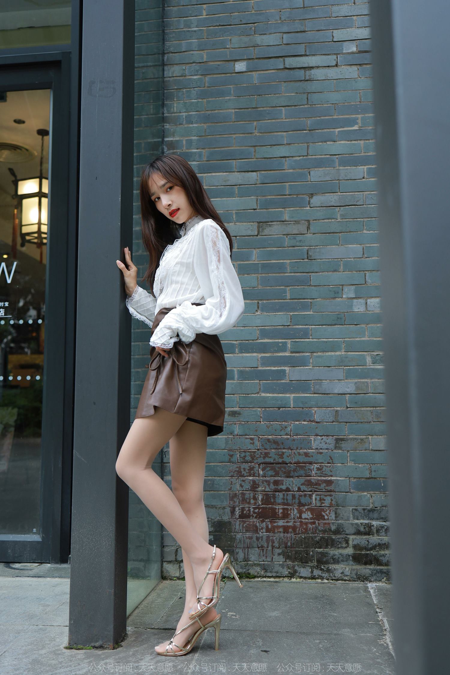 图片[39]-[IESS异思趣向] 耽丝 220406美子的金色凉鞋 [84P] – 速更版-美库