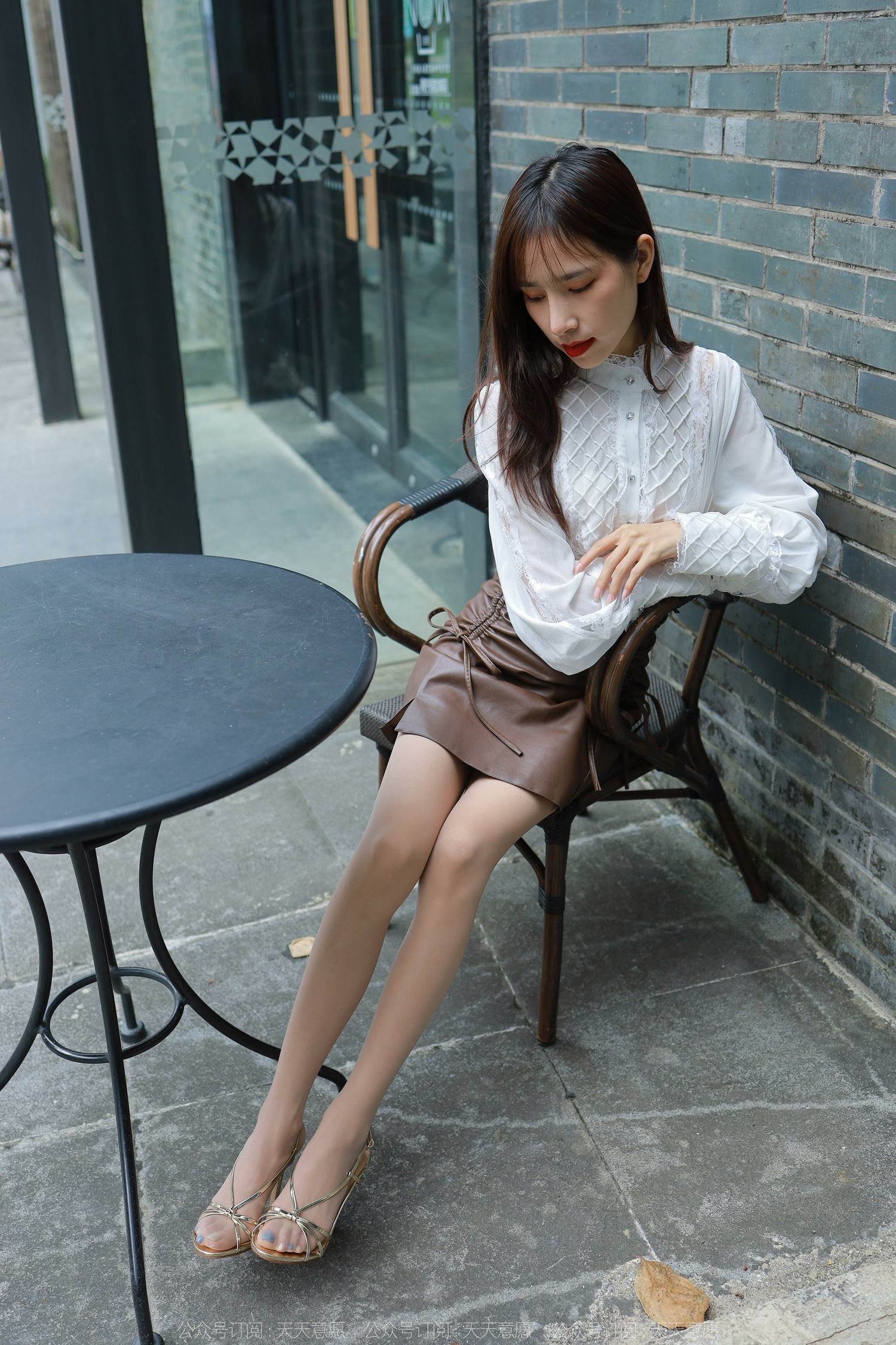 图片[54]-[IESS异思趣向] 耽丝 220406美子的金色凉鞋 [84P] – 速更版-美库