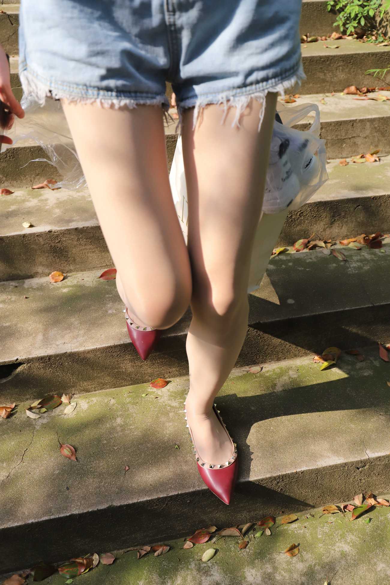 图片[41]-大西瓜爱牙膏-2019 5月活动 模特3（三） 肉丝室外 [120P] – 速更版-美库