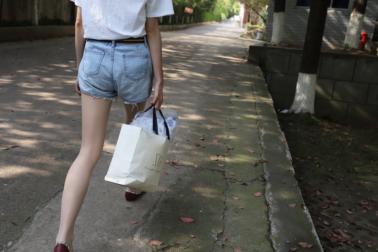 图片[113]-大西瓜爱牙膏-2019 5月活动 模特3（三） 肉丝室外 [120P] – 速更版-美库