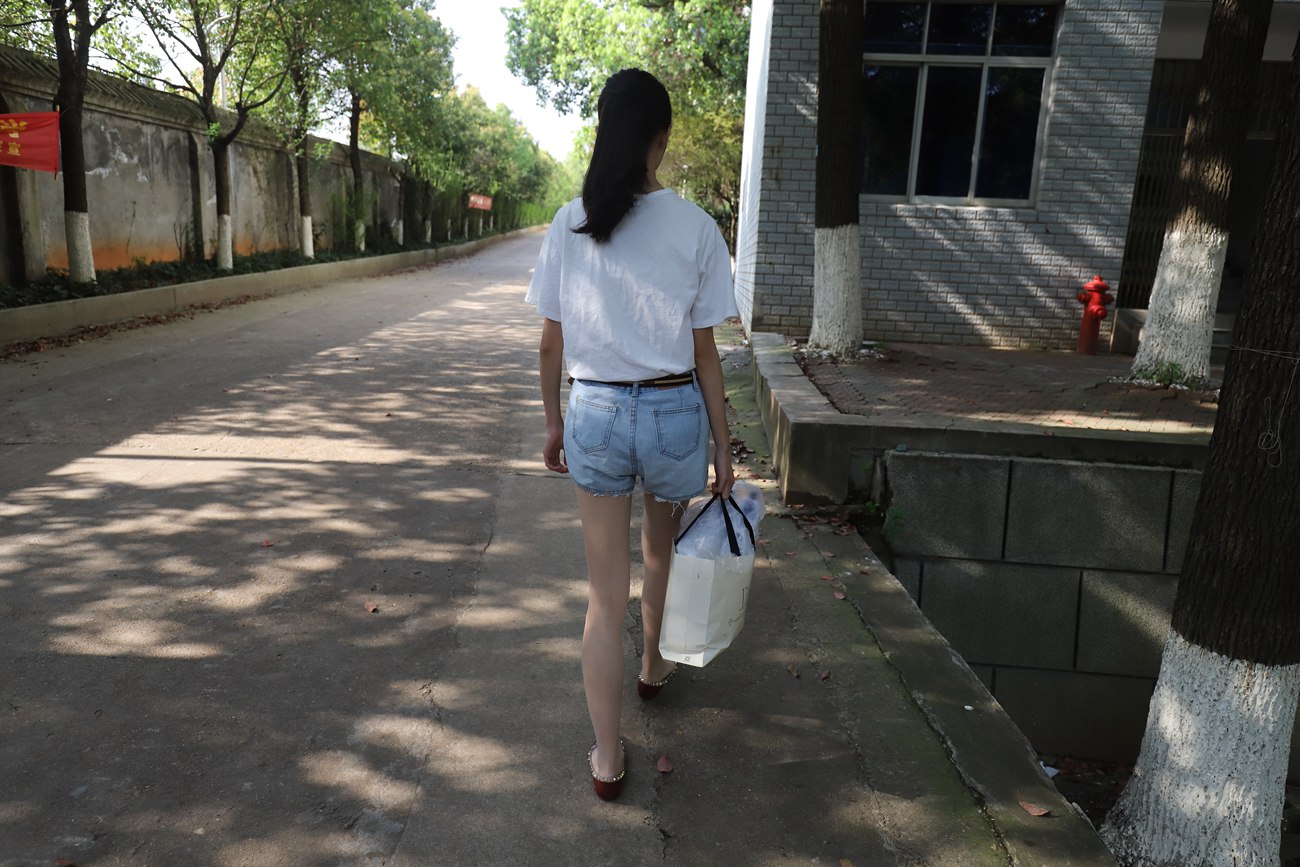 图片[116]-大西瓜爱牙膏-2019 5月活动 模特3（三） 肉丝室外 [120P] – 速更版-美库