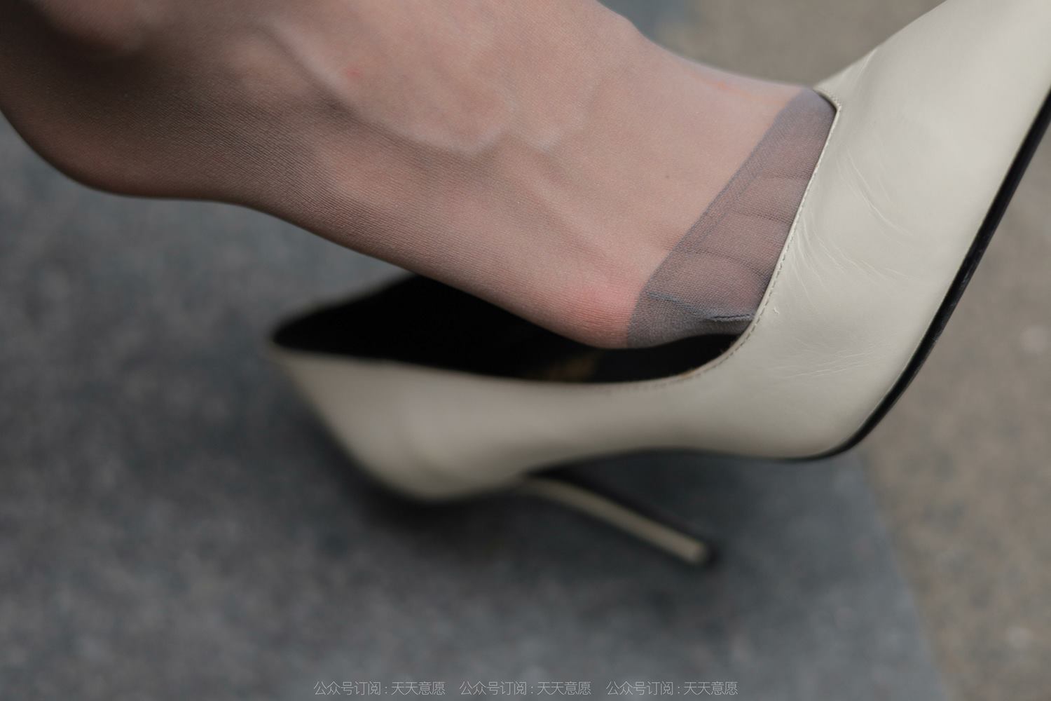 图片[68]-[IESS异思趣向] 耽丝 220409团团的蓝裙灰丝 [86P] – 速更版-美库