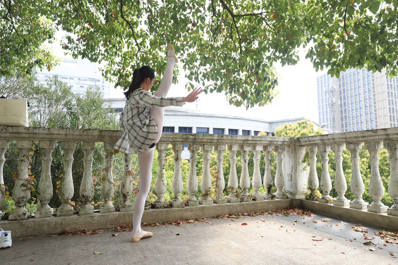 图片[19]-大西瓜爱牙膏-2019 5月活动 模特3（三） 舞蹈白(1)[141P] – 速更版-美库