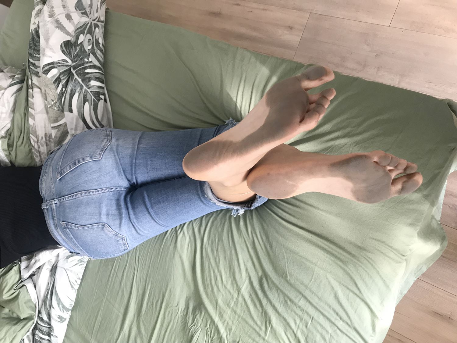 图片[25]-安乔乔儿(Nia乔乔)  脏脚踩鸡蛋[116P] – 速更版-美库