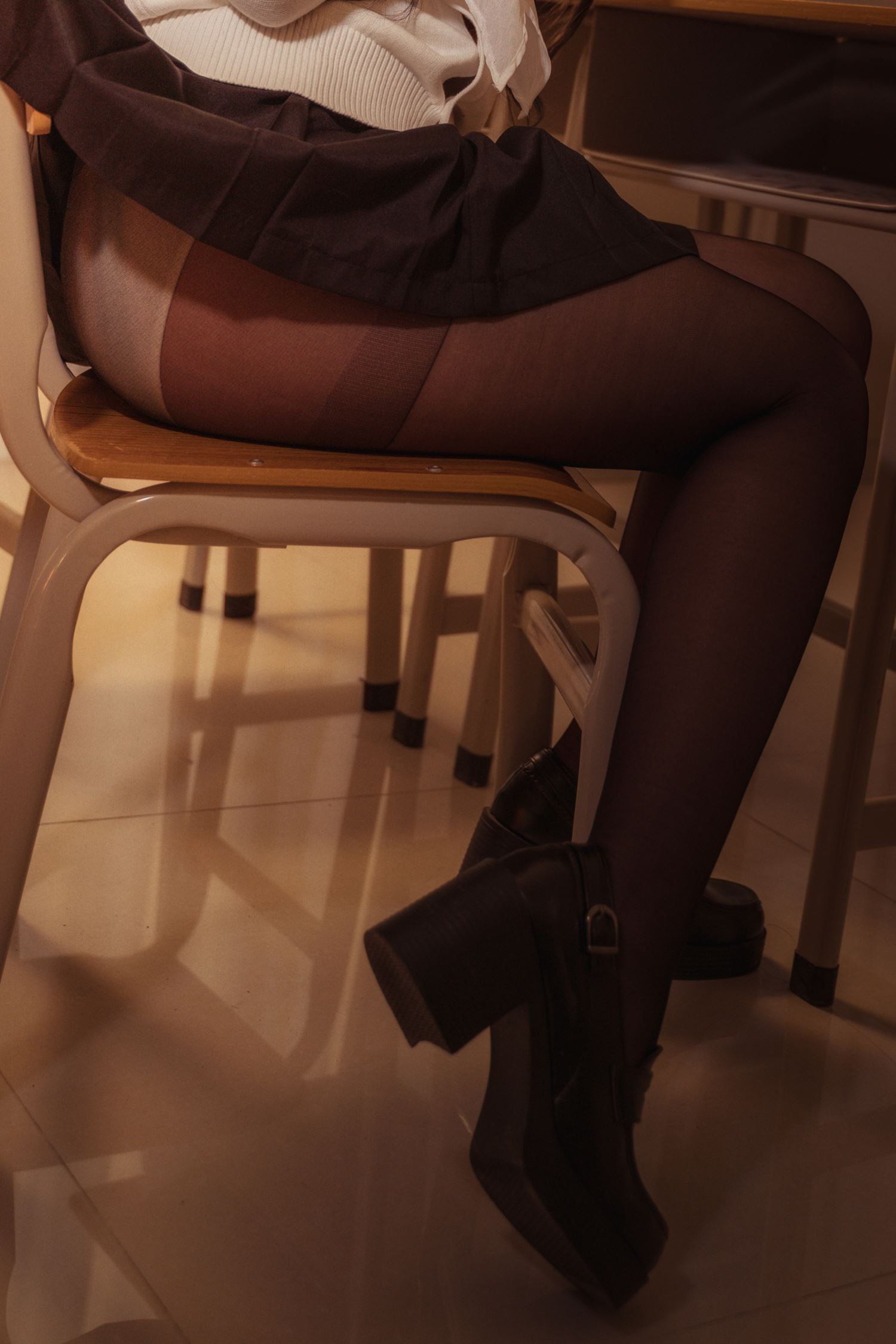 图片[12]-贞子蜜桃 碧蓝航线 爱宕高雄制服 [35P] – 速更版-美库