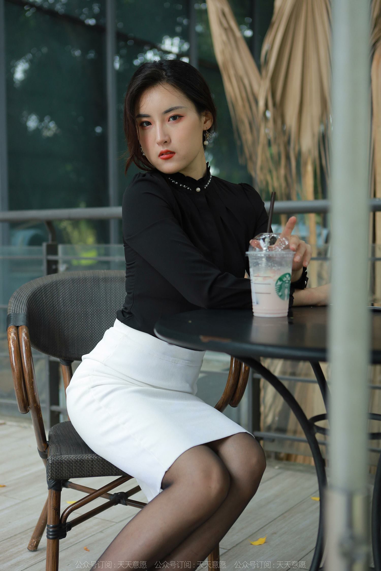 图片[33]-[IESS异思趣向] 耽丝 220413小宝的嘿丝黑衬衣 [81P] – 速更版-美库