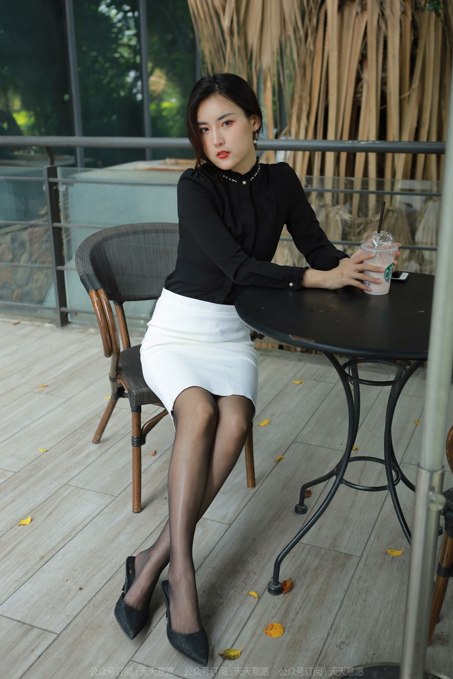 图片[35]-[IESS异思趣向] 耽丝 220413小宝的嘿丝黑衬衣 [81P] – 速更版-美库