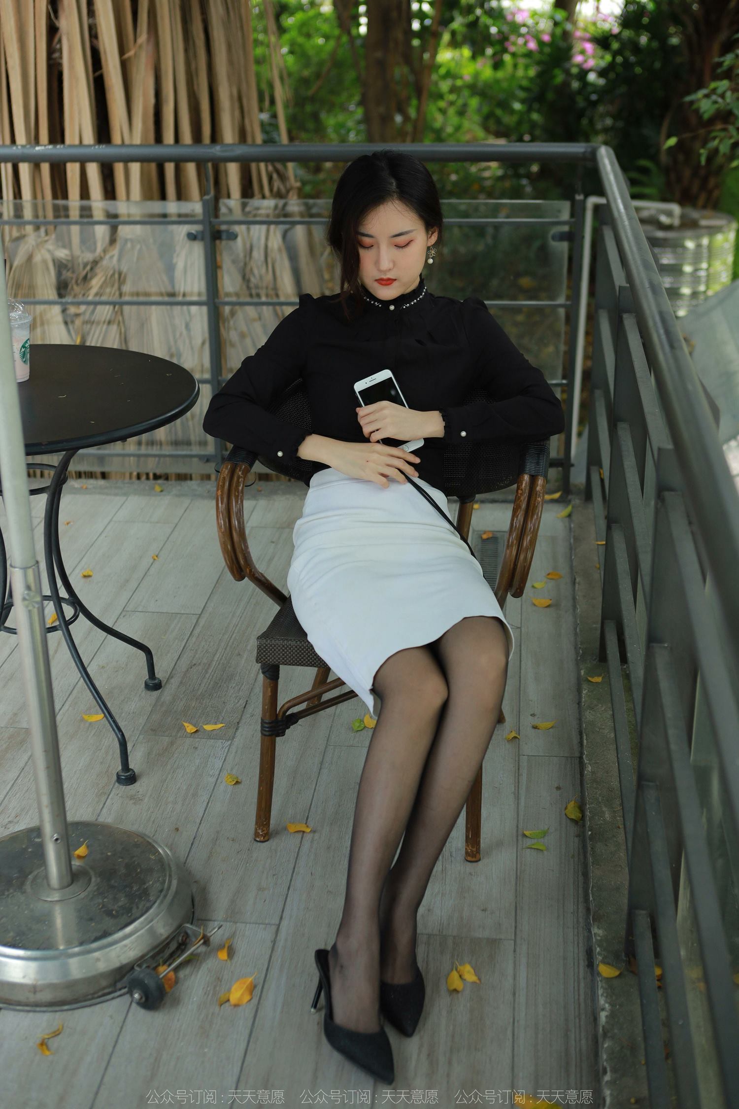 图片[42]-[IESS异思趣向] 耽丝 220413小宝的嘿丝黑衬衣 [81P] – 速更版-美库