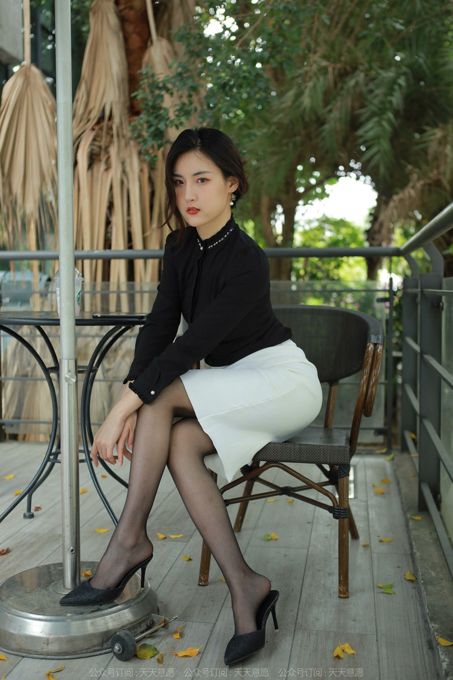 图片[61]-[IESS异思趣向] 耽丝 220413小宝的嘿丝黑衬衣 [81P] – 速更版-美库