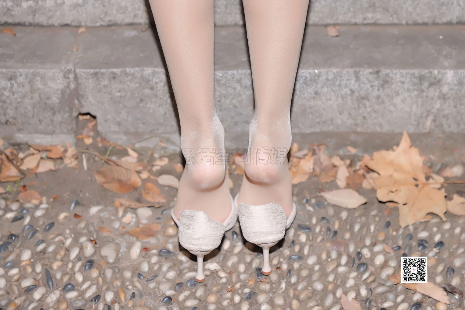 图片[17]-[SiHua思话]SJ061 曦然 细跟时尚浅口中跟高跟鞋[50P] – 速更版-美库