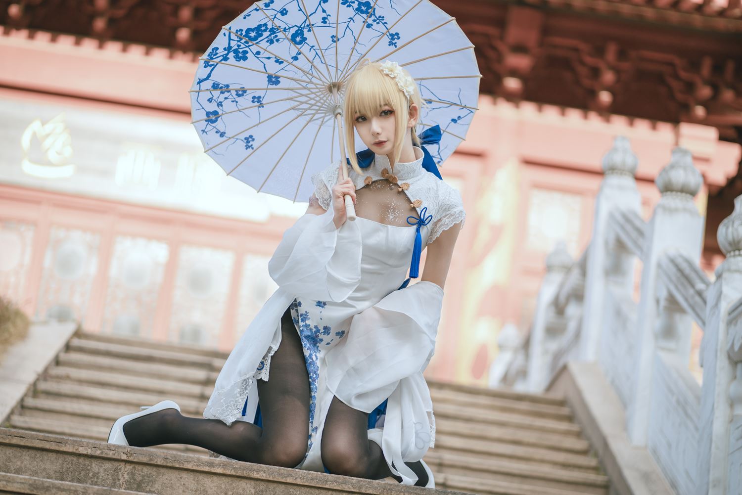 图片[24]-网紅Coser@封疆疆v Saber旗袍 [34P] – 速更版-美库