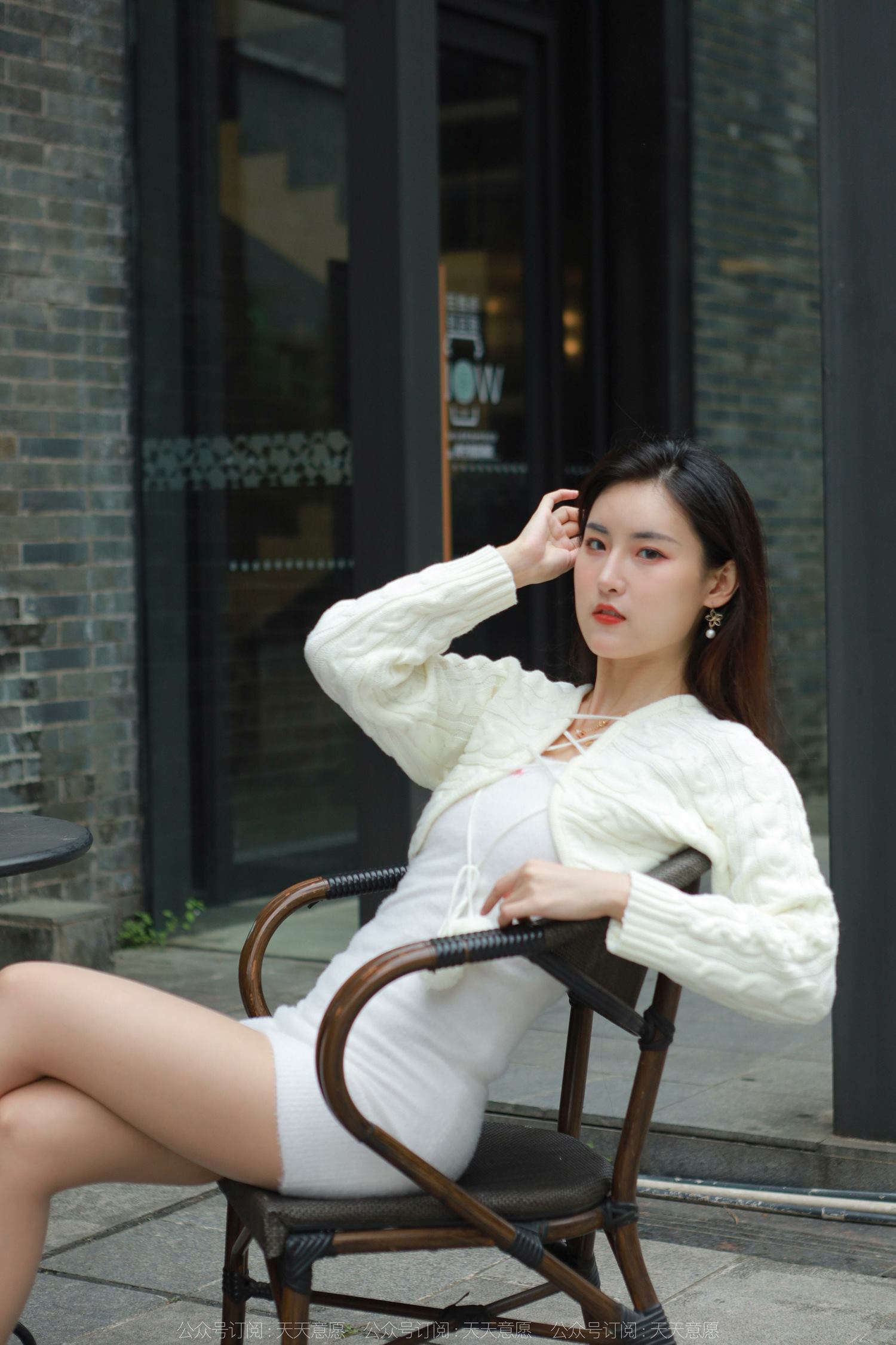 图片[55]-[IESS异思趣向] 耽丝 220419小宝的白色包臀裙 [87P] – 速更版-美库