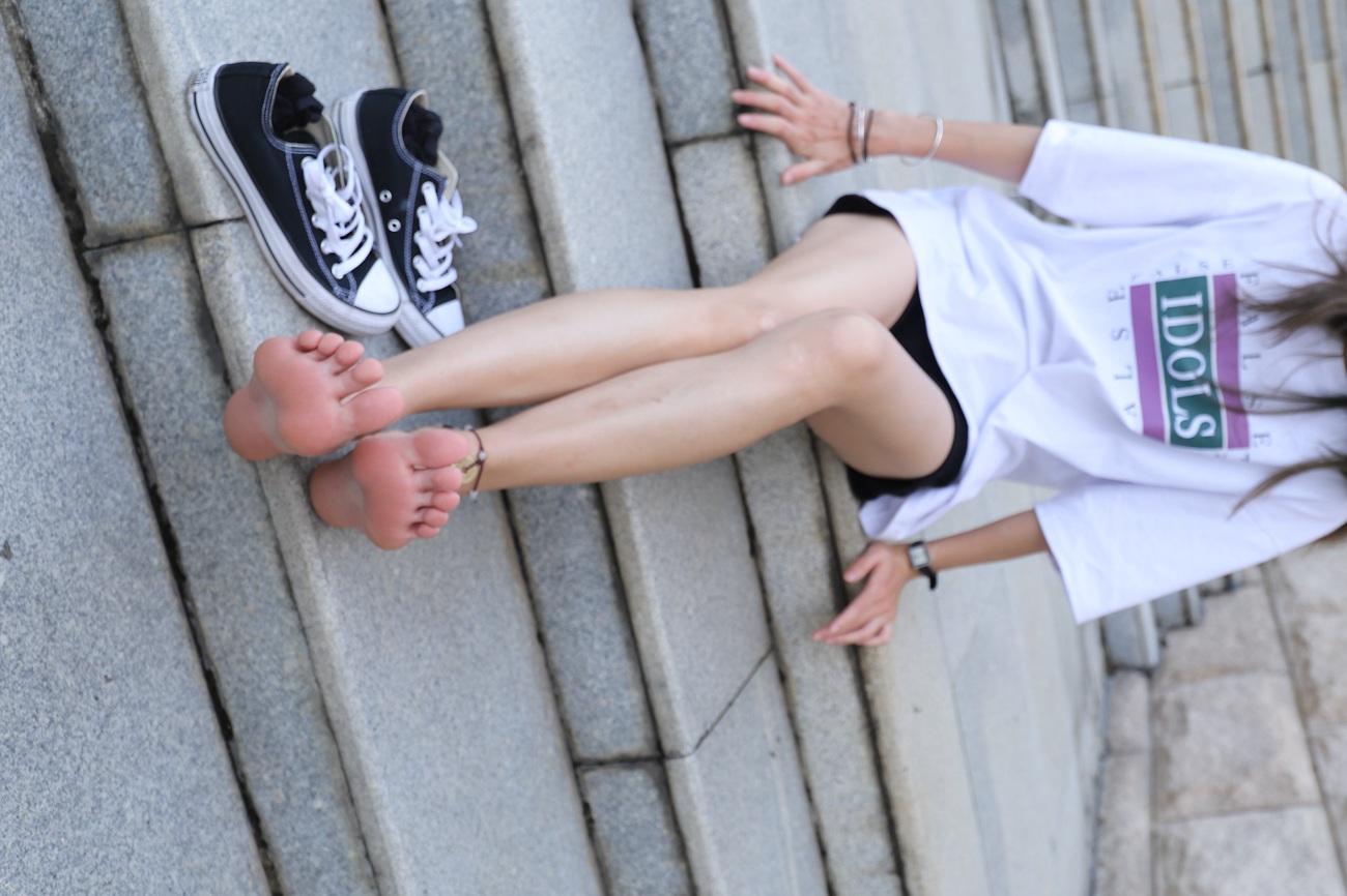 图片[61]-大西瓜爱牙膏-2019 6x活动 模特2（二） 船袜裸足(2)[83P] – 速更版-美库