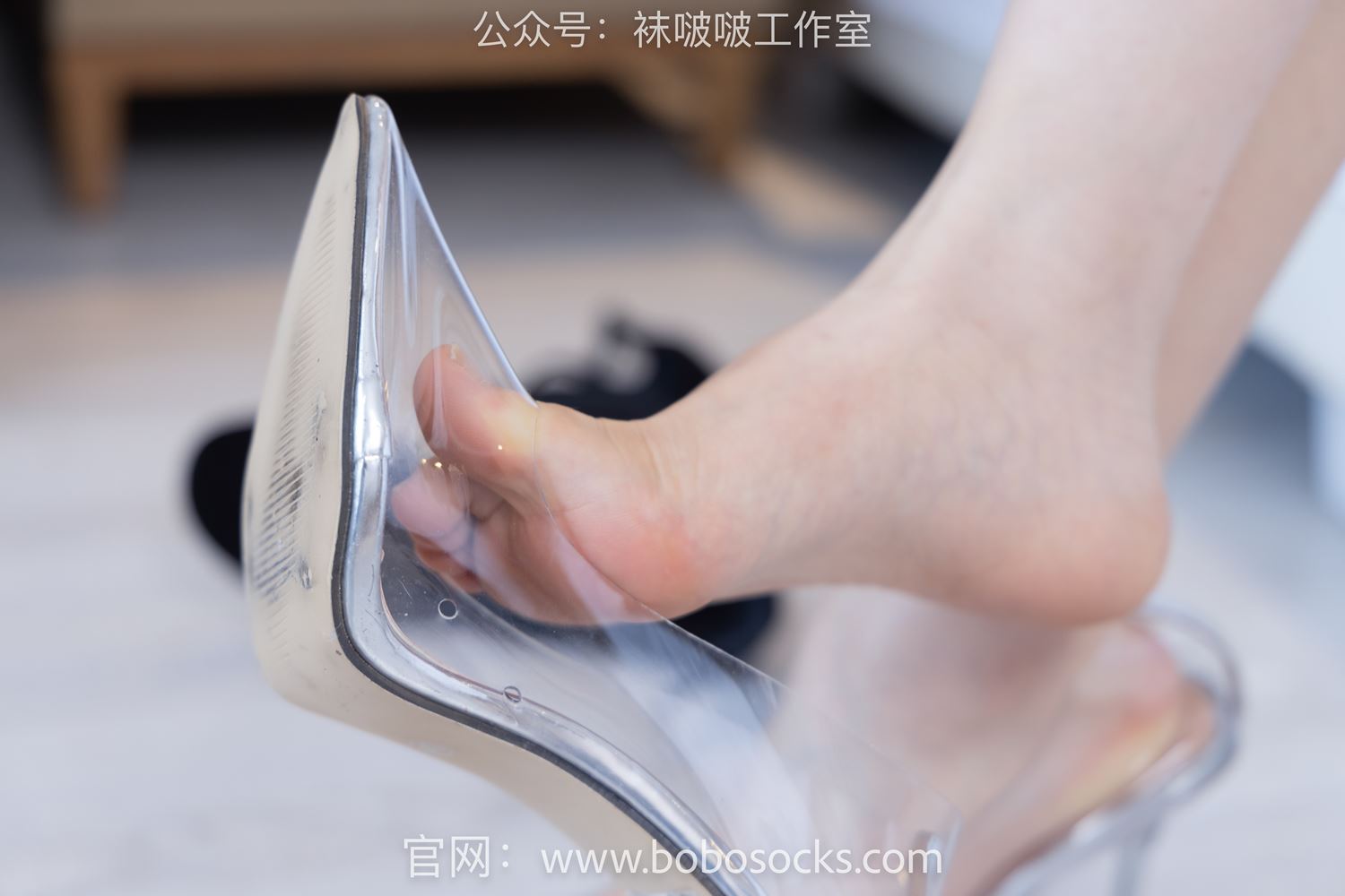 图片[128]-[BoBoSocks袜啵啵]NO.116 小淳-两双高跟鞋、肉丝、裸足[146P] – 速更版-美库