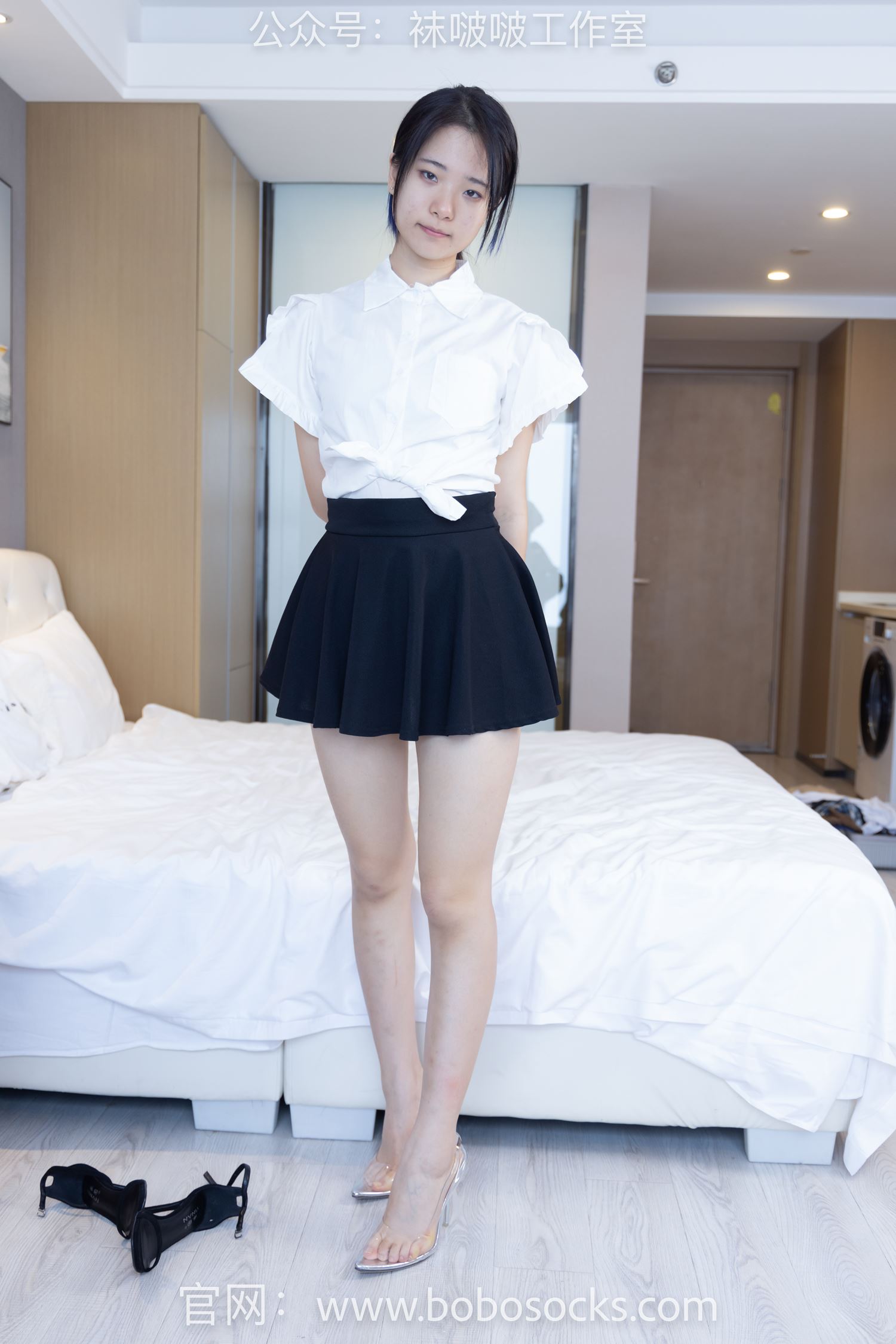 图片[131]-[BoBoSocks袜啵啵]NO.116 小淳-两双高跟鞋、肉丝、裸足[146P] – 速更版-美库