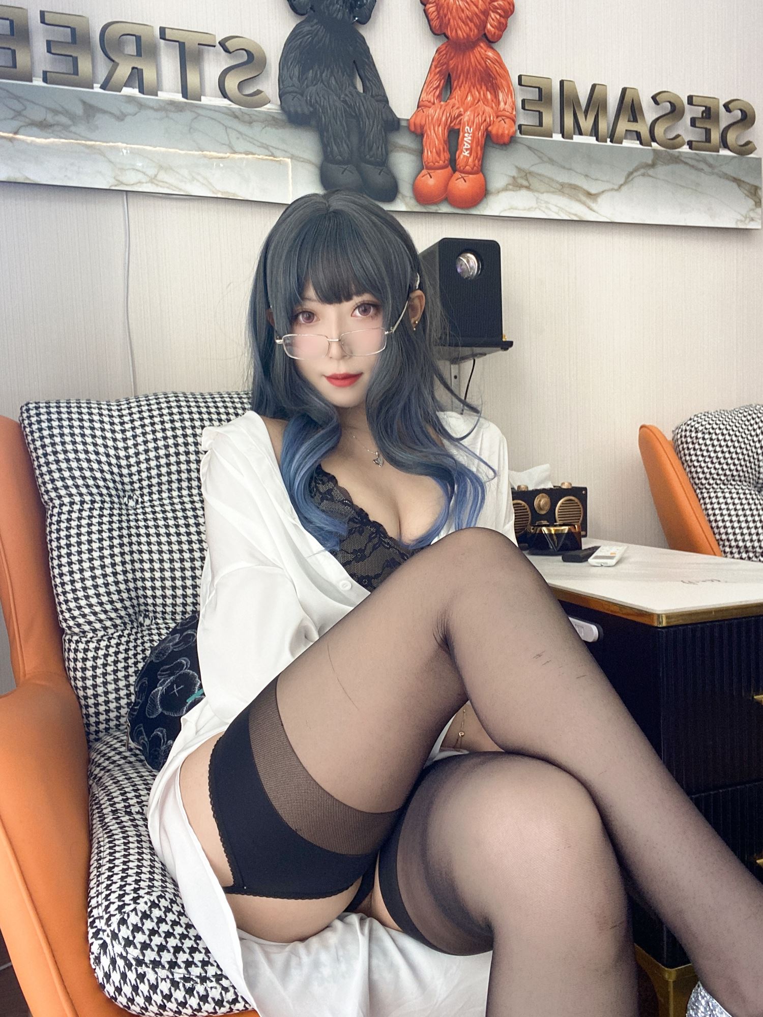 图片[17]-动漫博主Money冷冷  白衬衫 [34P] – 速更版-美库