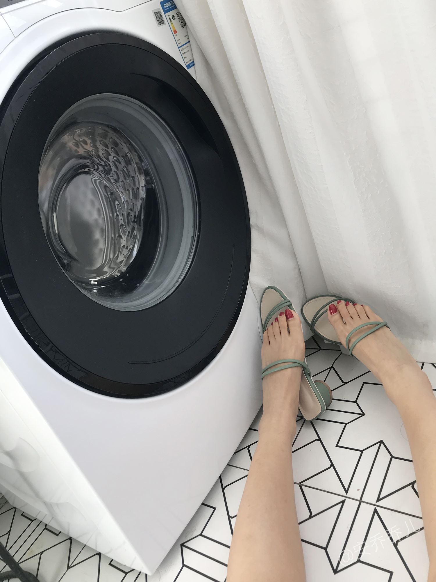 图片[102]-安乔乔儿(Nia乔乔) 阳台洗衣房[104P] – 速更版-美库