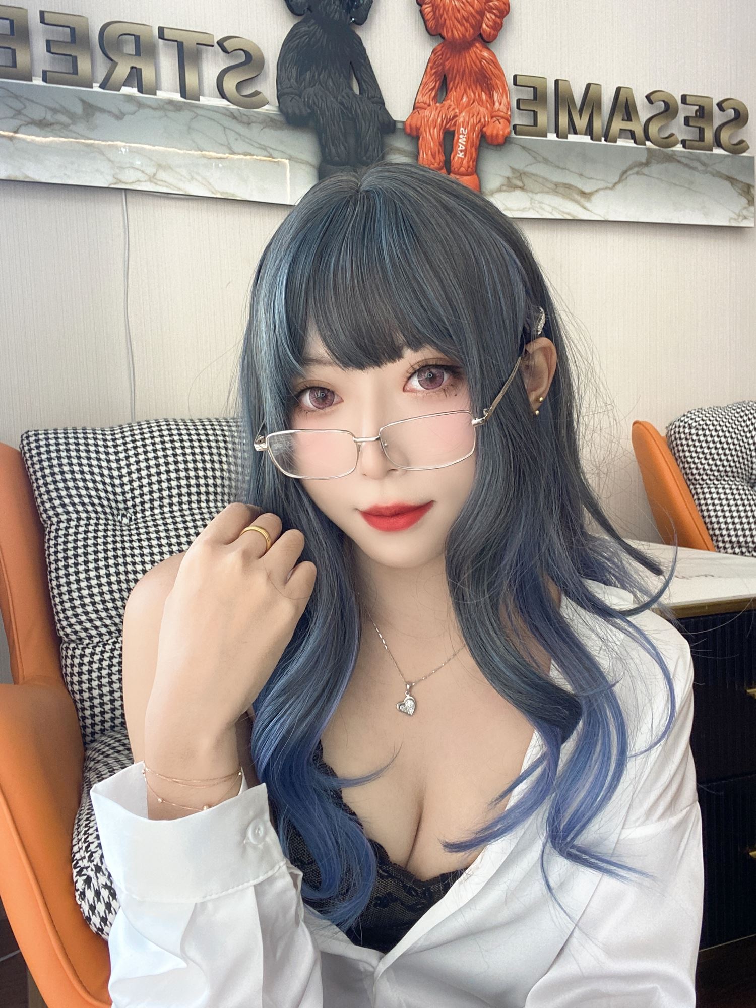 图片[23]-动漫博主Money冷冷  白衬衫 [34P] – 速更版-美库