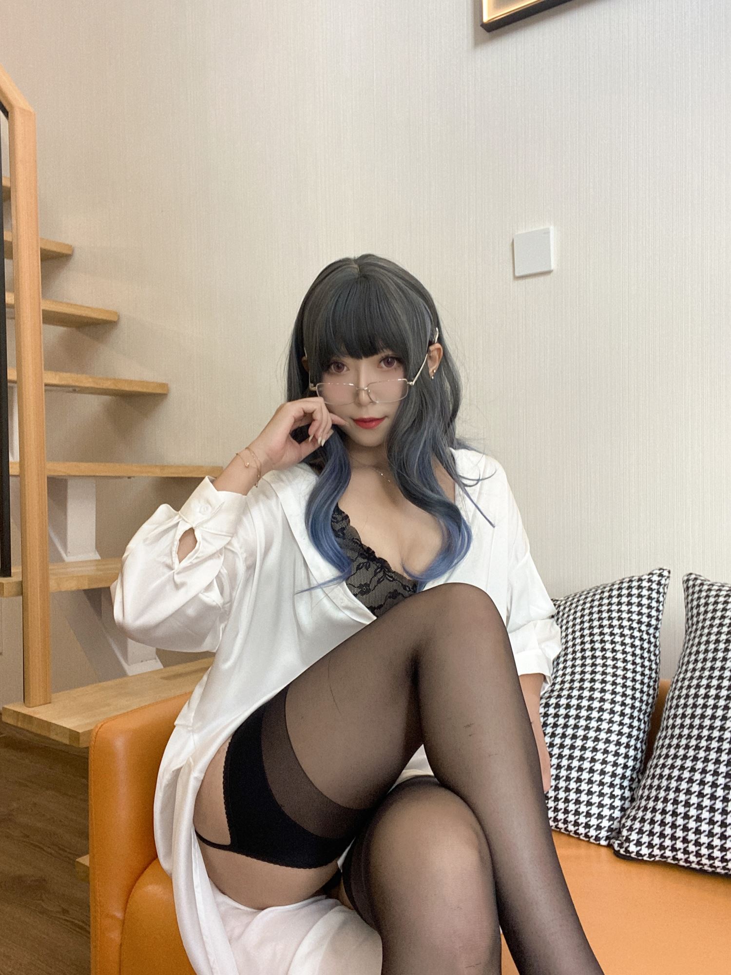 图片[32]-动漫博主Money冷冷  白衬衫 [34P] – 速更版-美库