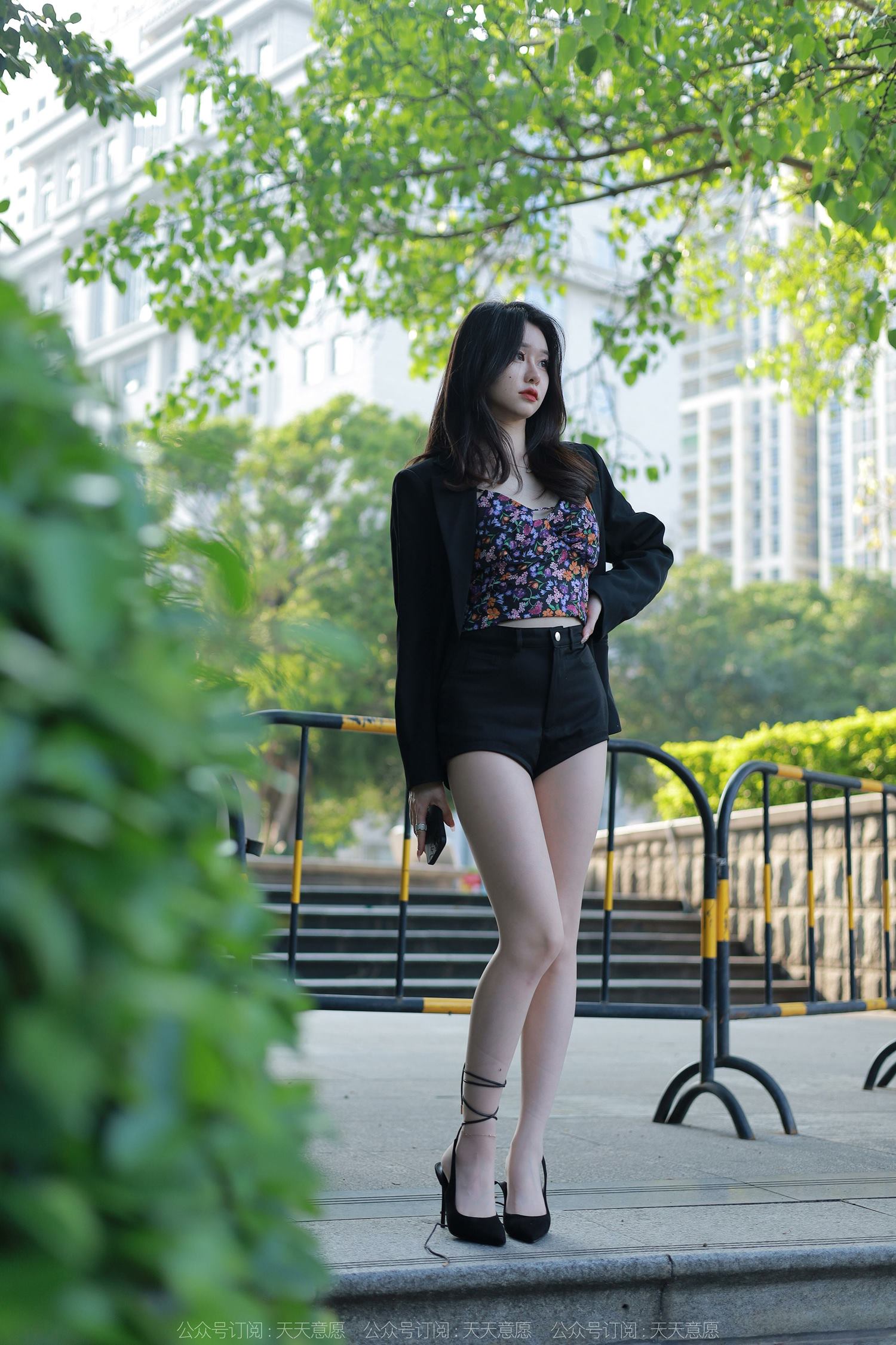 图片[66]-[IESS异思趣向] 耽丝 220422美腿天花板 [79P] – 速更版-美库