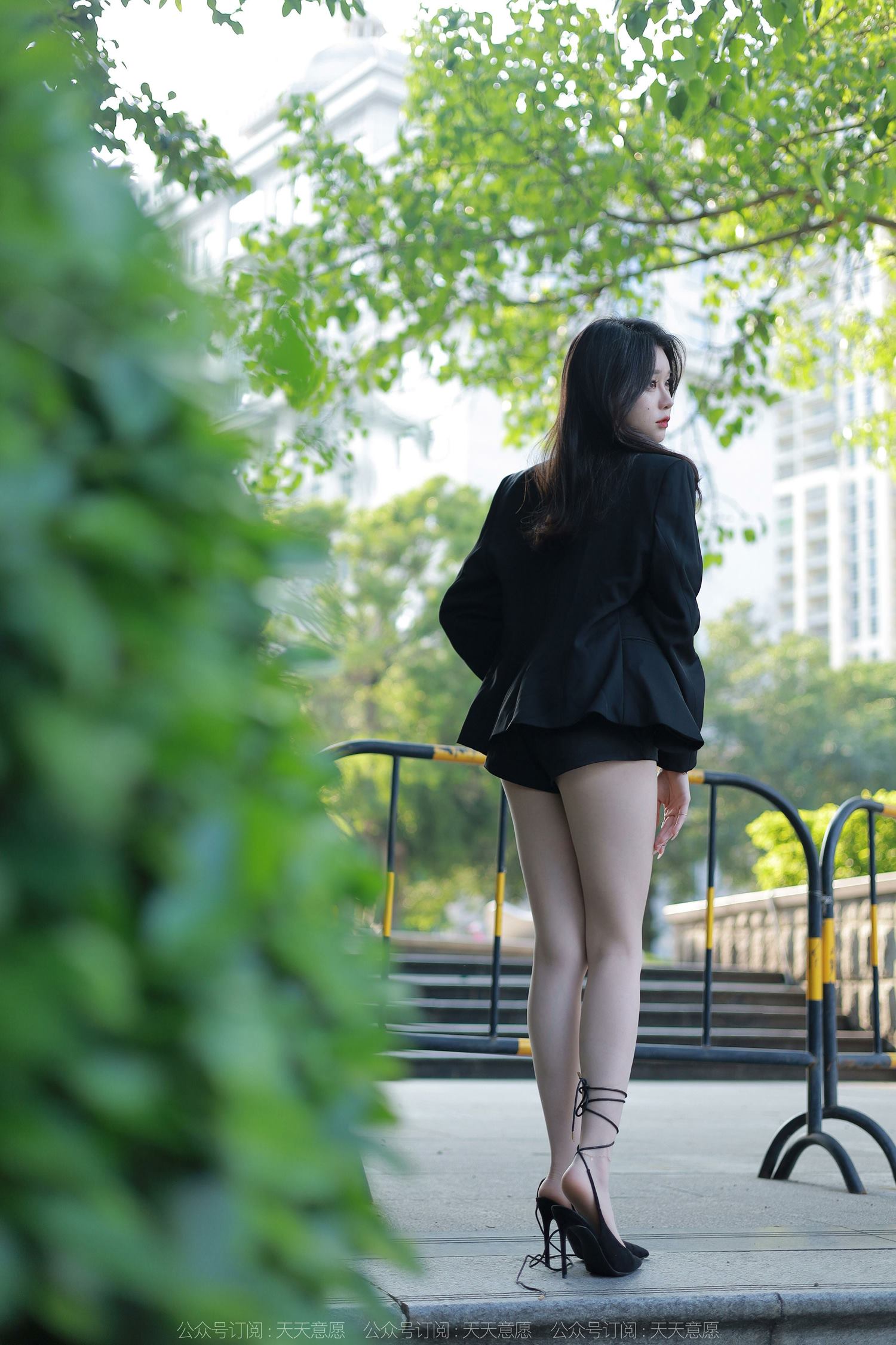 图片[67]-[IESS异思趣向] 耽丝 220422美腿天花板 [79P] – 速更版-美库