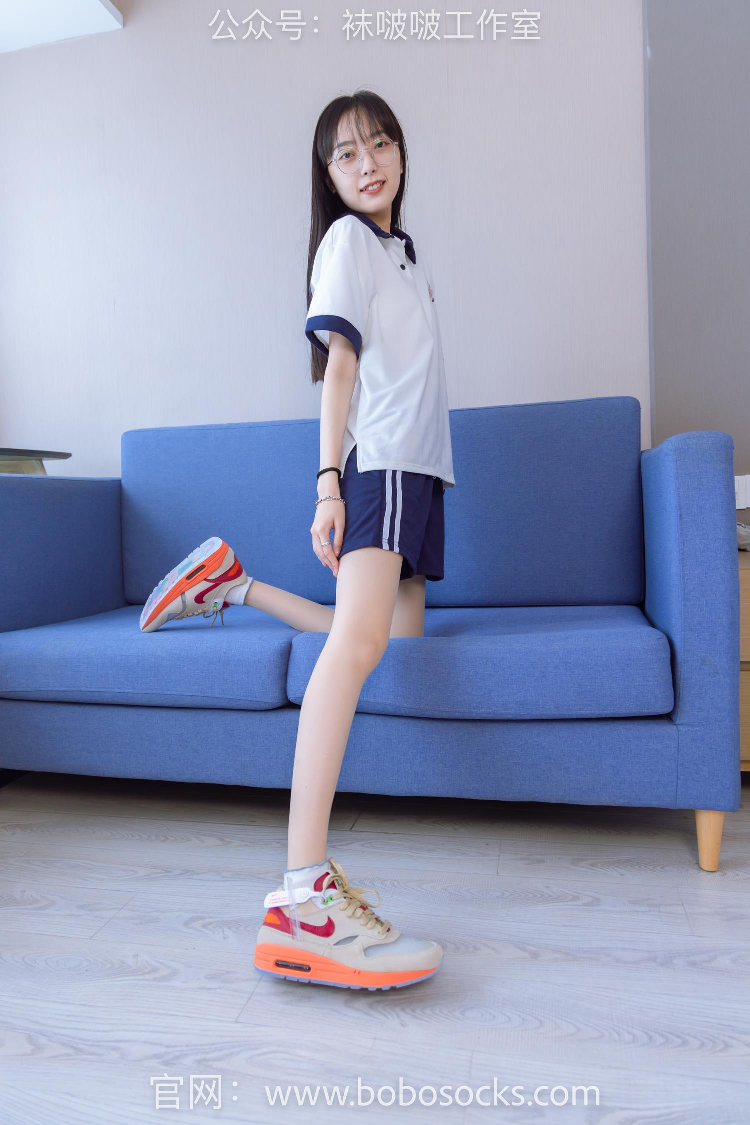 图片[14]-[BoBoSocks袜啵啵]NO.118 稚予-运动鞋、白棉袜、肉丝、踩小熊玩偶[140P] – 速更版-美库