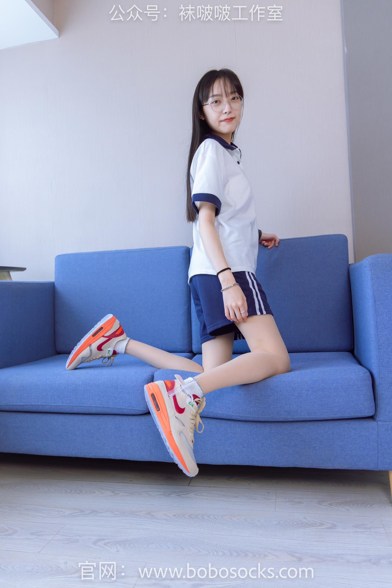 图片[15]-[BoBoSocks袜啵啵]NO.118 稚予-运动鞋、白棉袜、肉丝、踩小熊玩偶[140P] – 速更版-美库