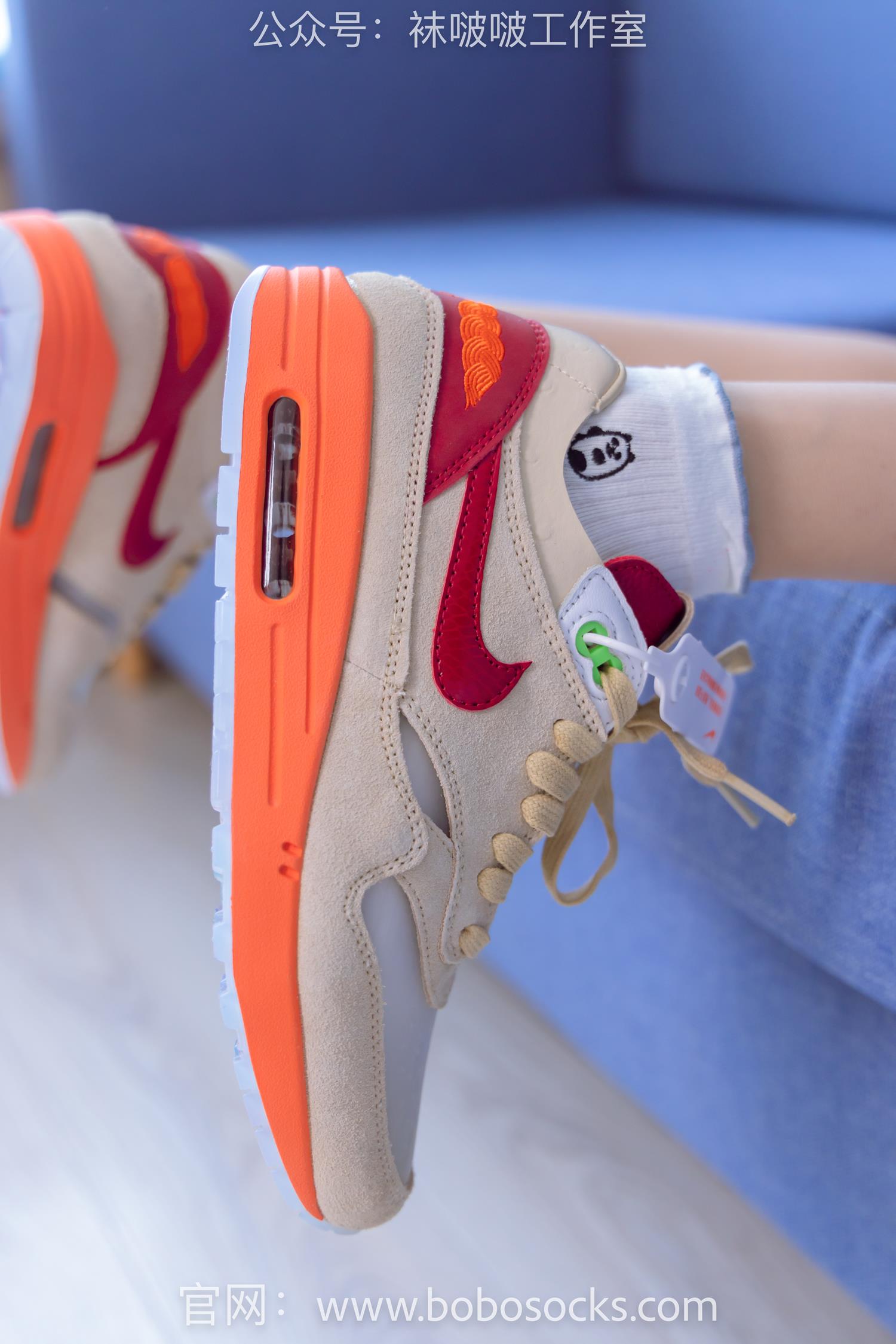 图片[19]-[BoBoSocks袜啵啵]NO.118 稚予-运动鞋、白棉袜、肉丝、踩小熊玩偶[140P] – 速更版-美库