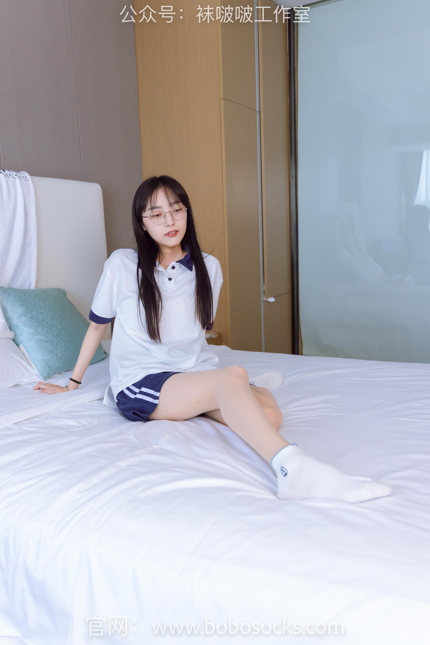 图片[28]-[BoBoSocks袜啵啵]NO.118 稚予-运动鞋、白棉袜、肉丝、踩小熊玩偶[140P] – 速更版-美库