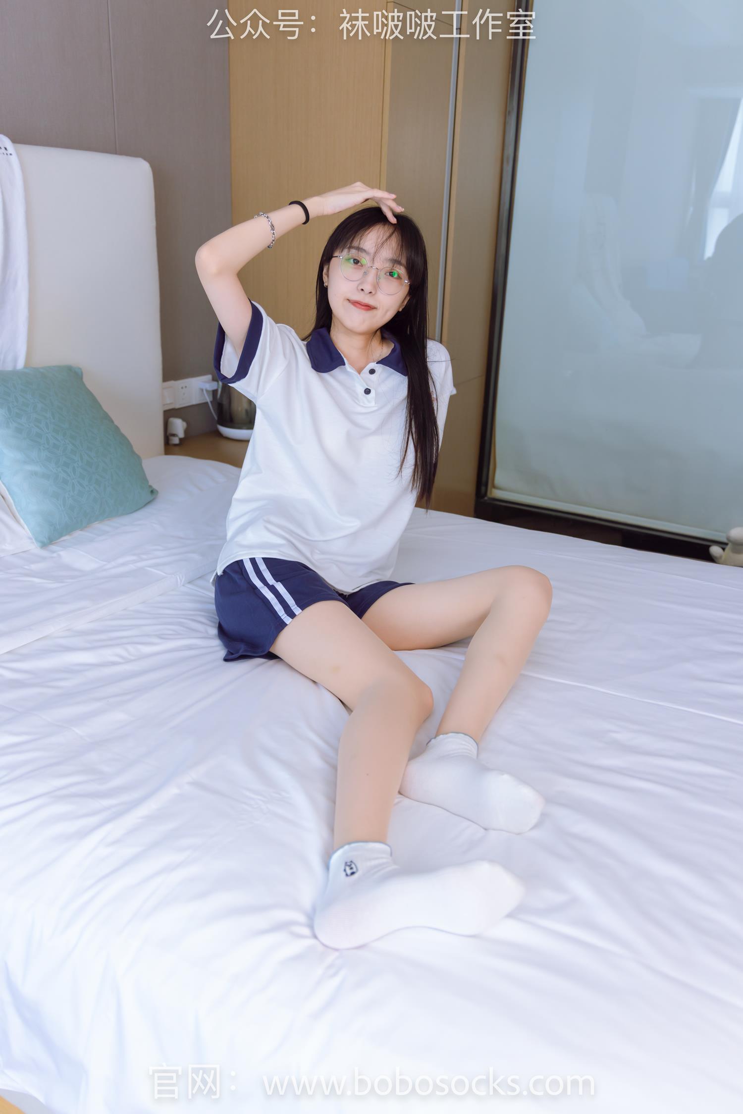 图片[32]-[BoBoSocks袜啵啵]NO.118 稚予-运动鞋、白棉袜、肉丝、踩小熊玩偶[140P] – 速更版-美库