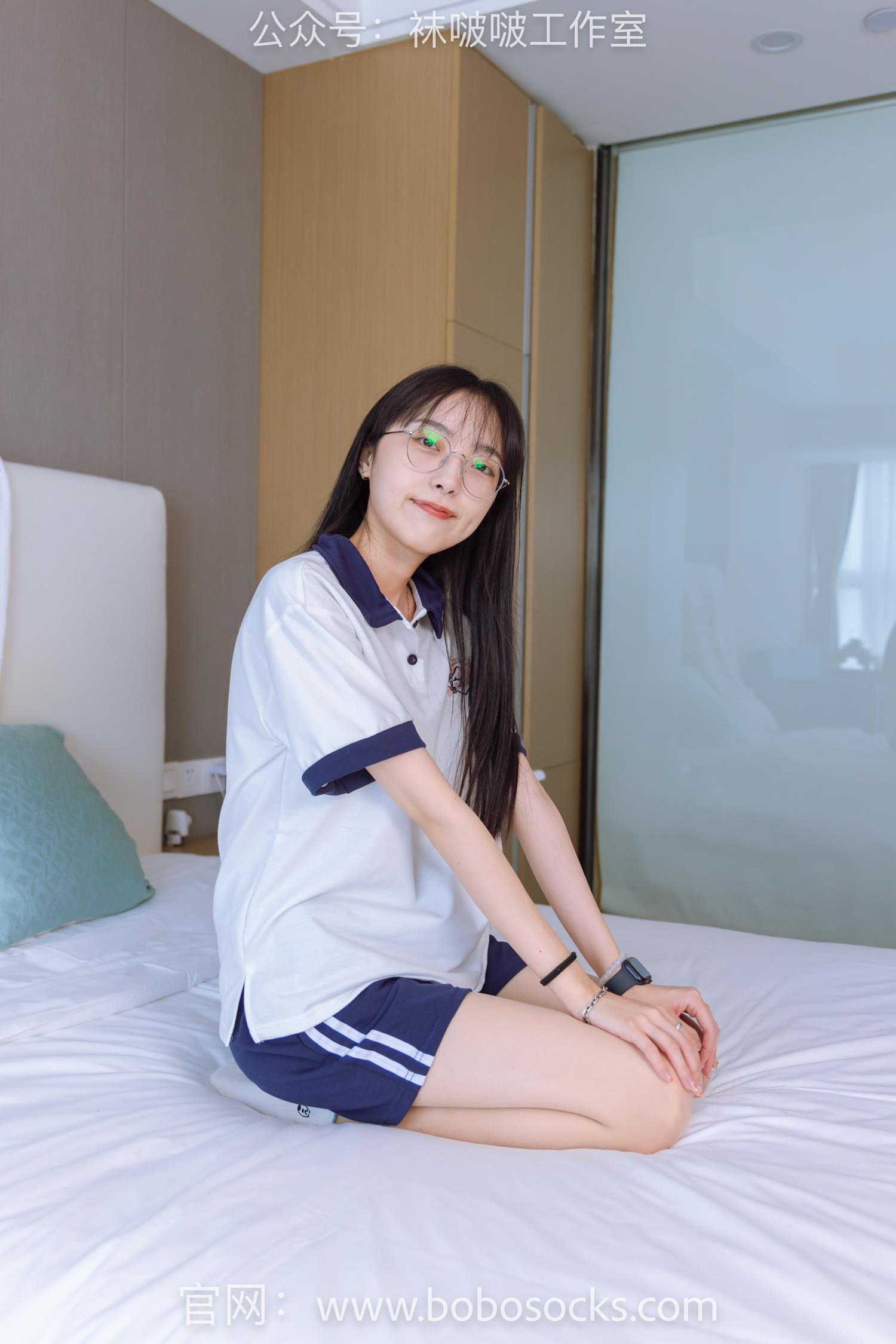 图片[34]-[BoBoSocks袜啵啵]NO.118 稚予-运动鞋、白棉袜、肉丝、踩小熊玩偶[140P] – 速更版-美库