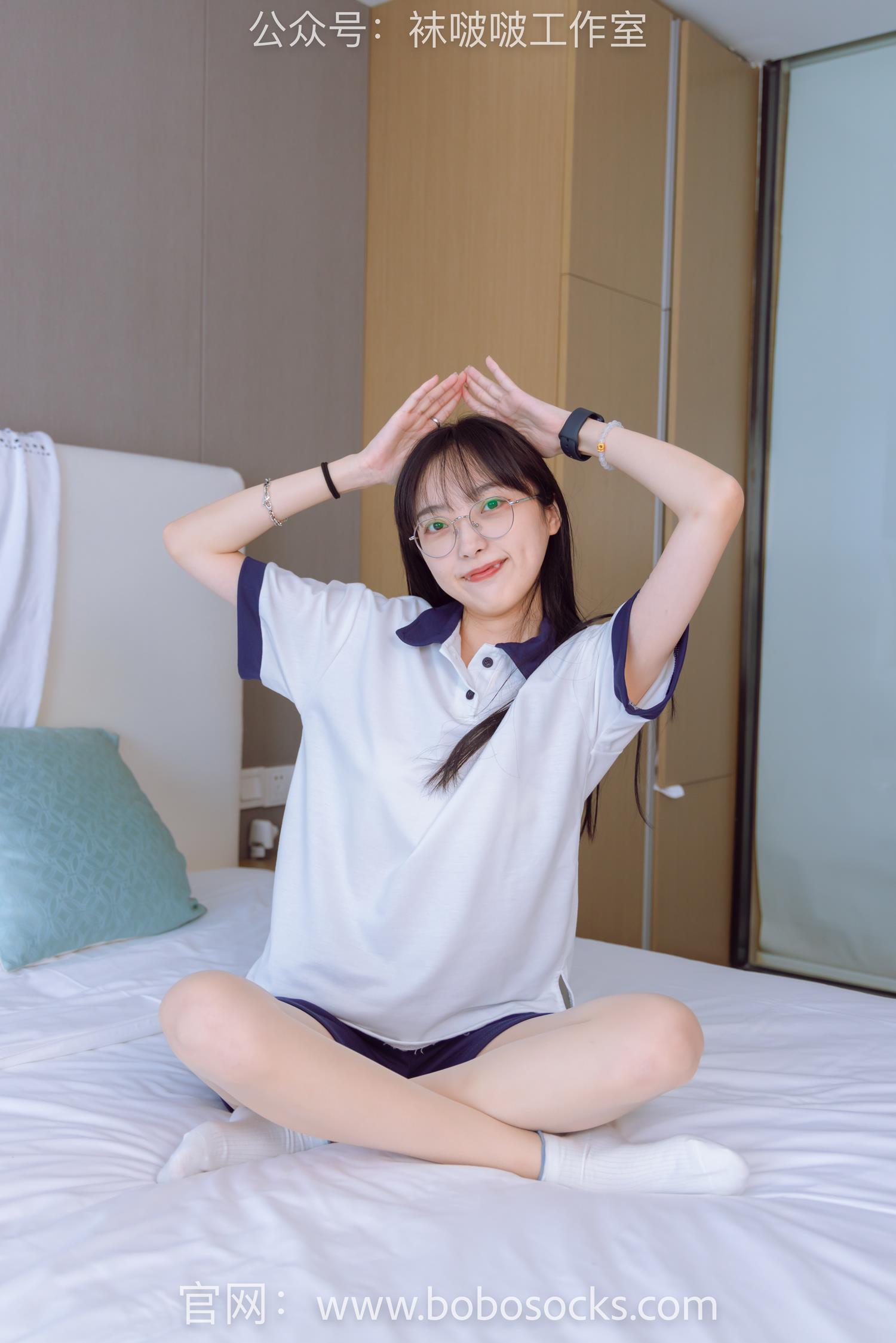 图片[36]-[BoBoSocks袜啵啵]NO.118 稚予-运动鞋、白棉袜、肉丝、踩小熊玩偶[140P] – 速更版-美库
